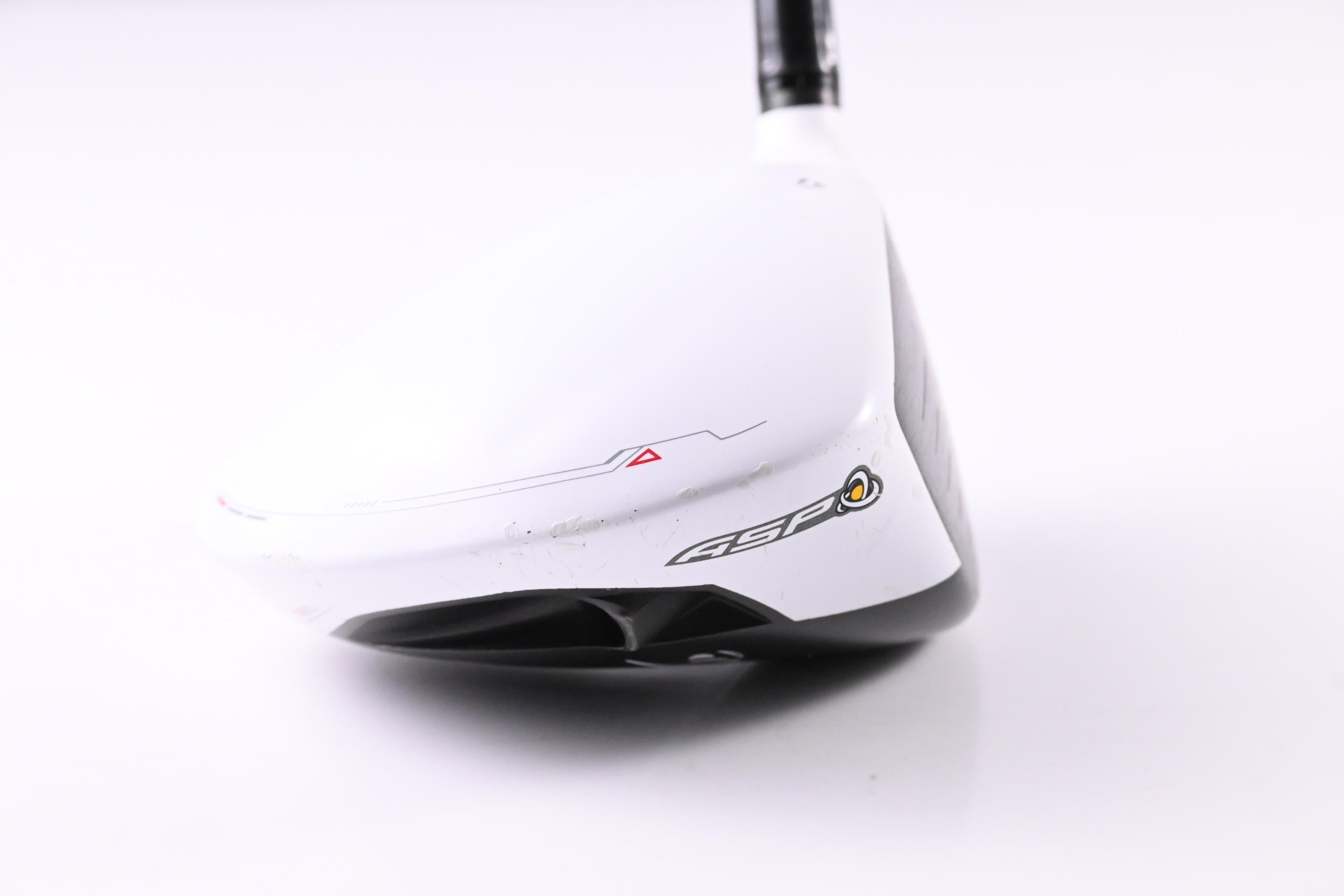 Taylormade R11 Driver / 10.5 Degree / Regular Flex Fujikura Blur 60 Shaft