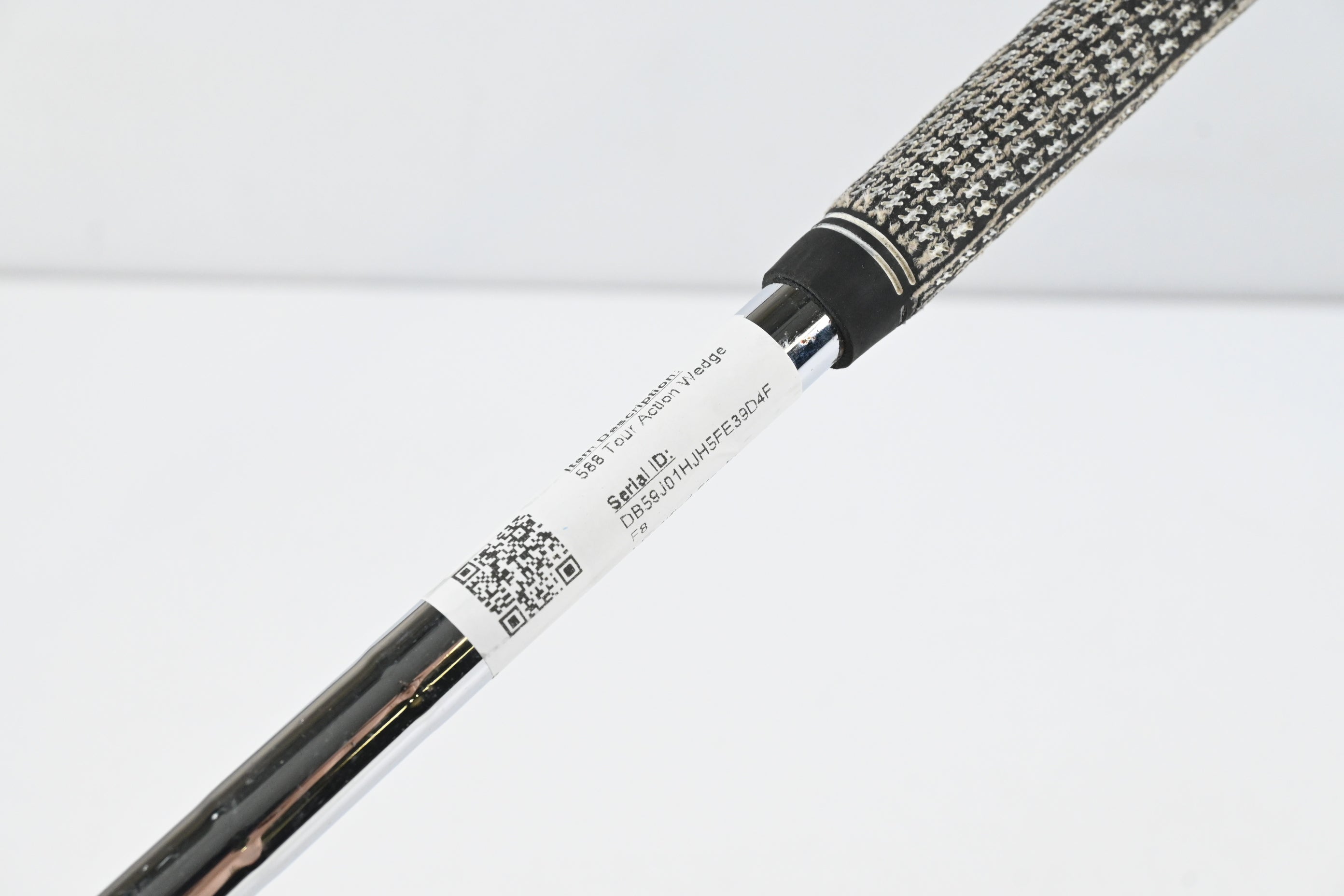 Cleveland 588 Tour Action Gap Wedge / 52 Degree / Wedge Flex Steel Shaft