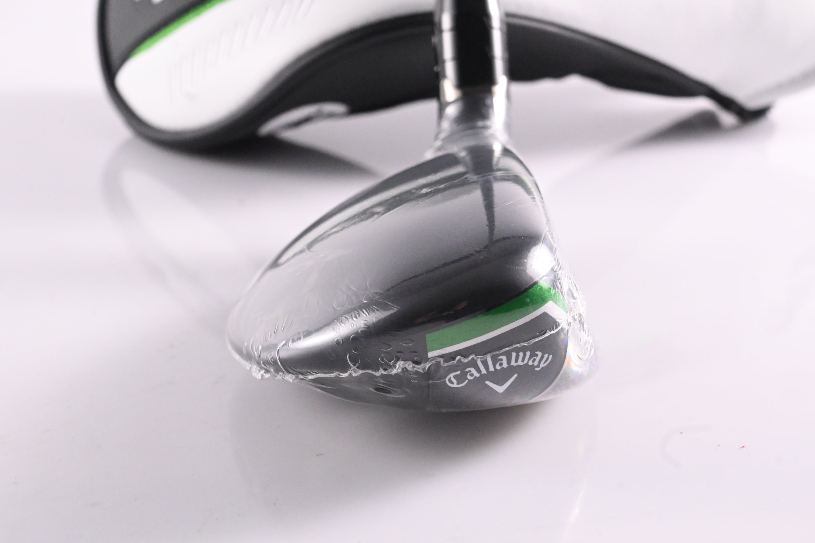 Callaway Elyte X #4 Hybrid / 21 Degree / Regular Flex Denali Charcoal 60 Shaft