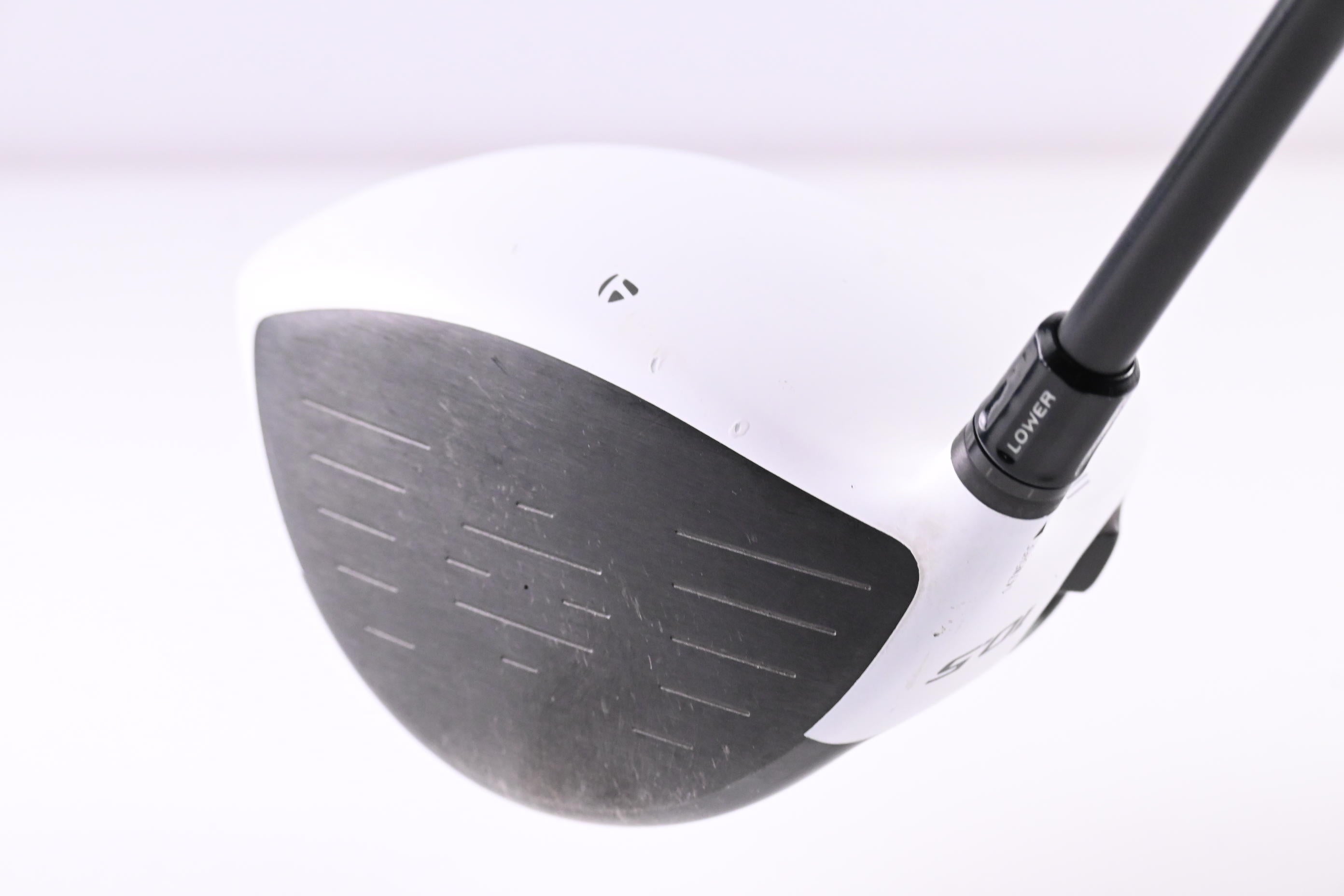 Taylormade R11 Driver / 10.5 Degree / Regular Flex Fujikura Blur 60 Shaft