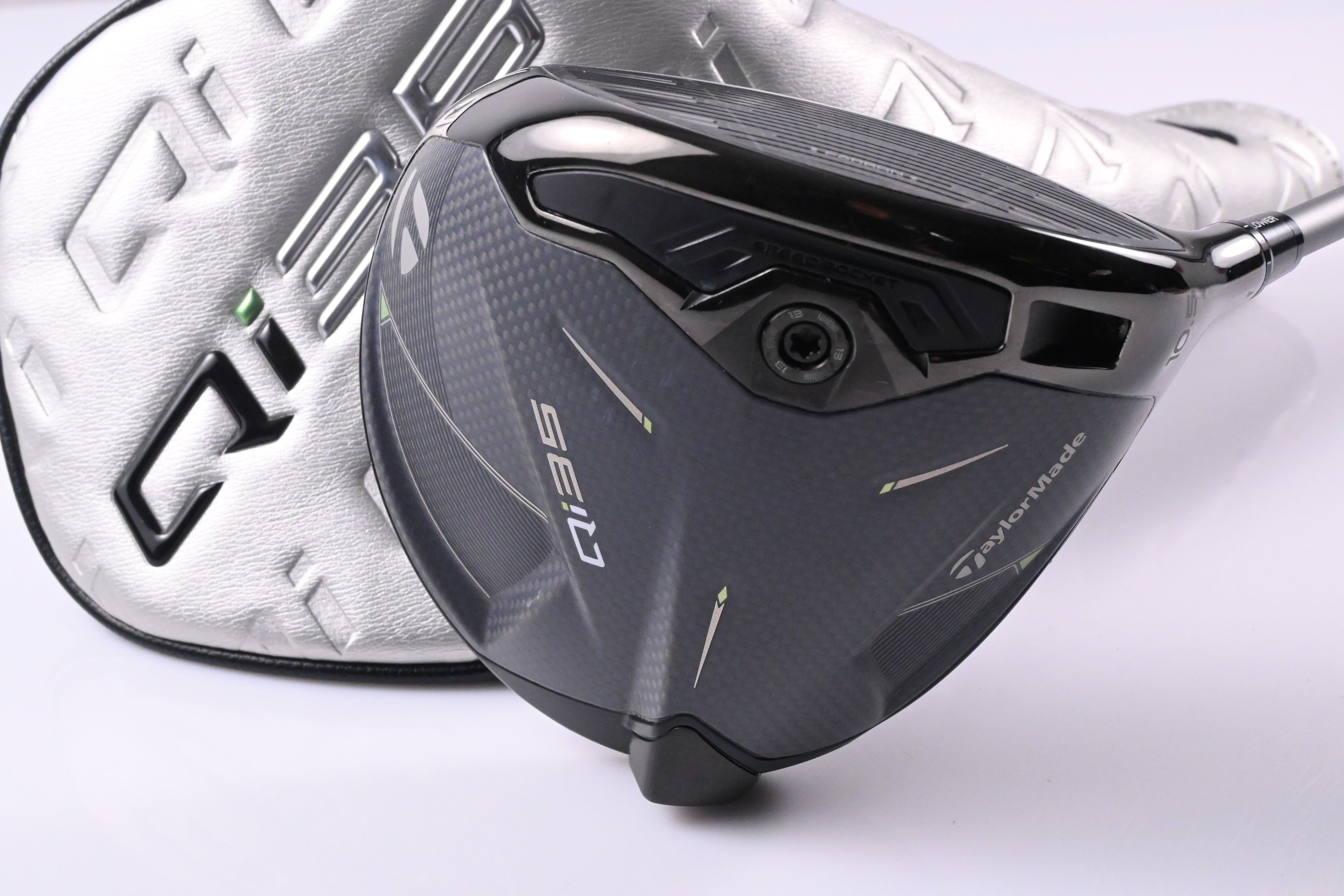 Taylormade Qi35 Driver / 10.5 Degree / Regular Flex Fujikura Air Speeder 50