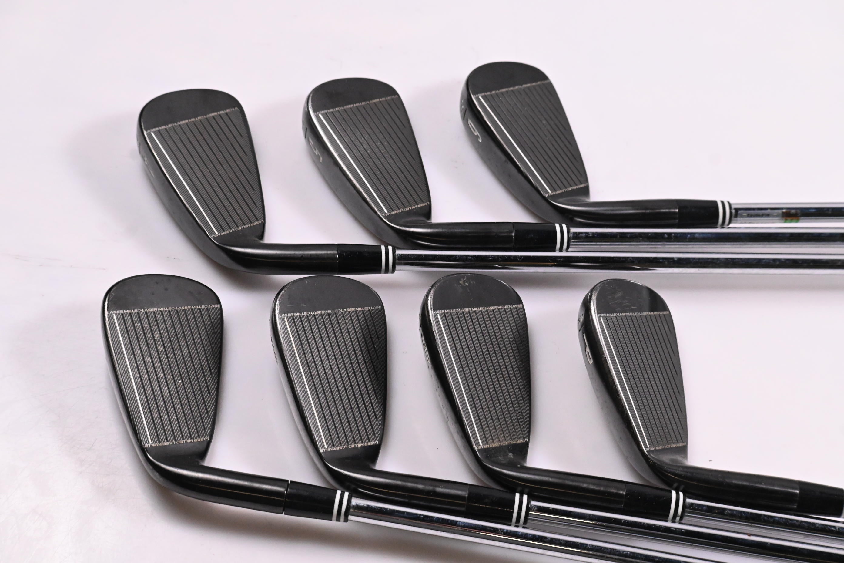 Cleveland CG16 Black Pearl Irons / 4-PW / Regular Flex Traction 85 Shafts