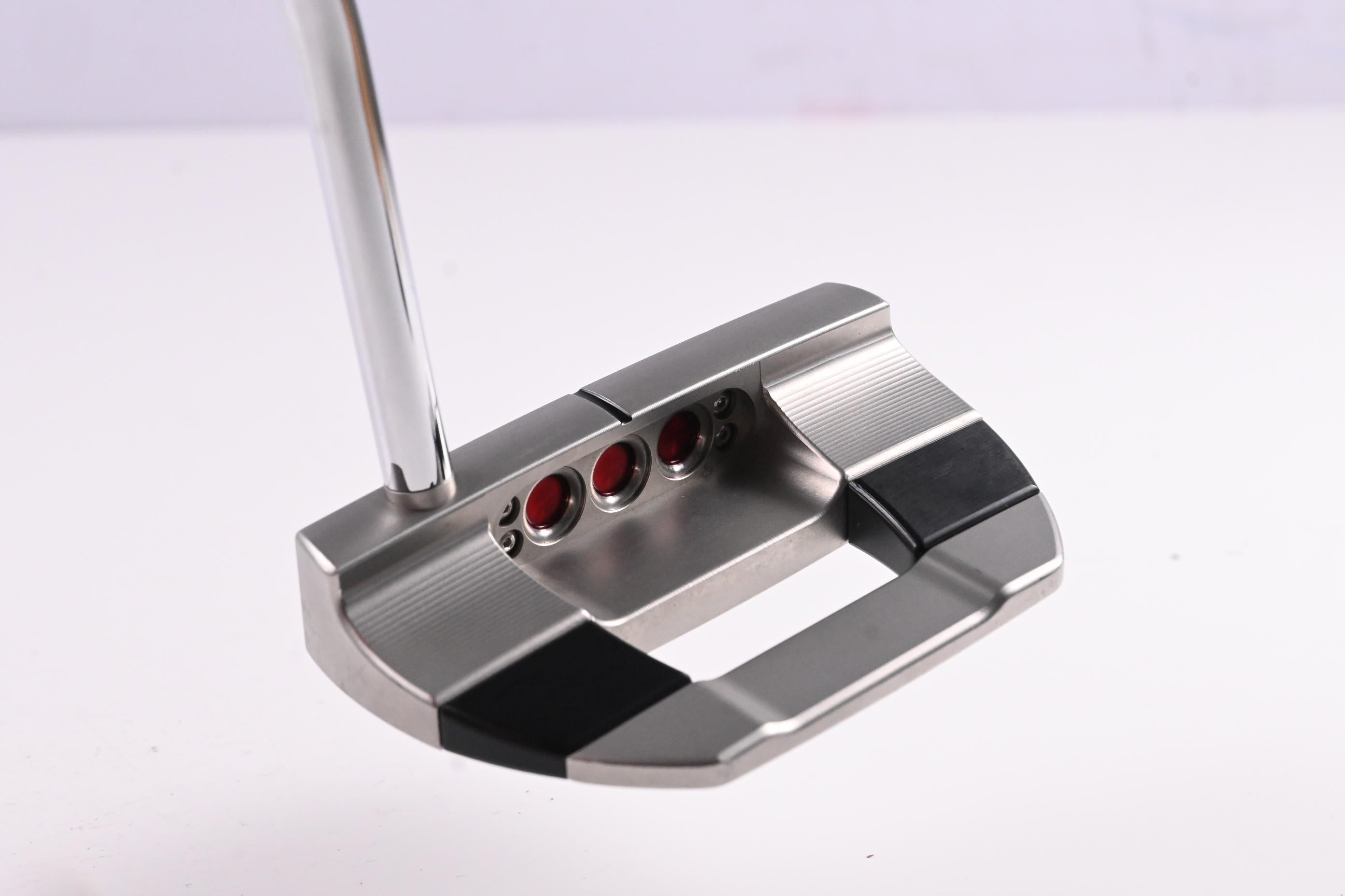 Scotty Cameron 2025 Studio Style Fastback Putter / 31 Inch
