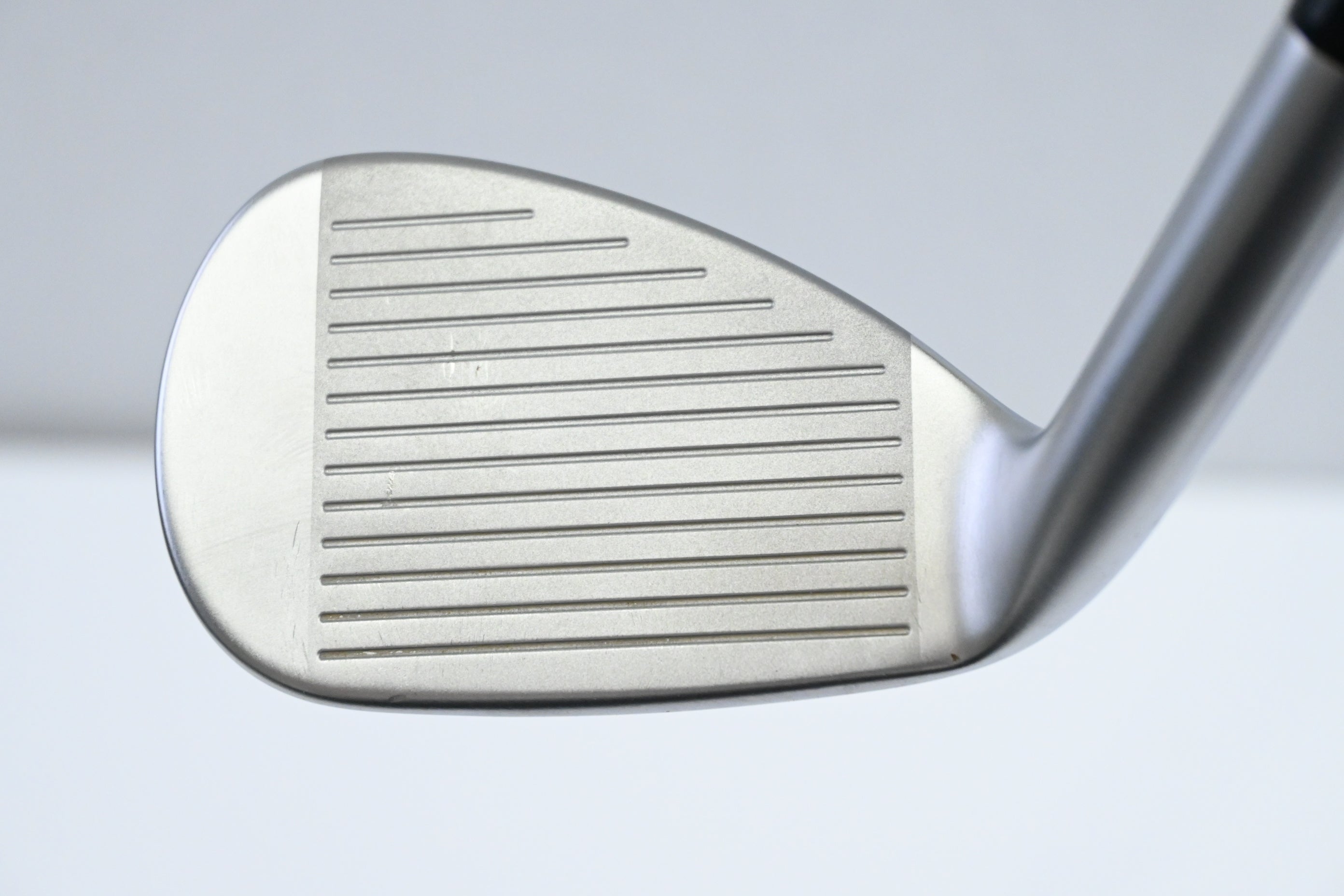 Mizuno JPX 925 Hot Metal Sand Wedge / 54 Degree / Regular Flex UST Recoil ES 780