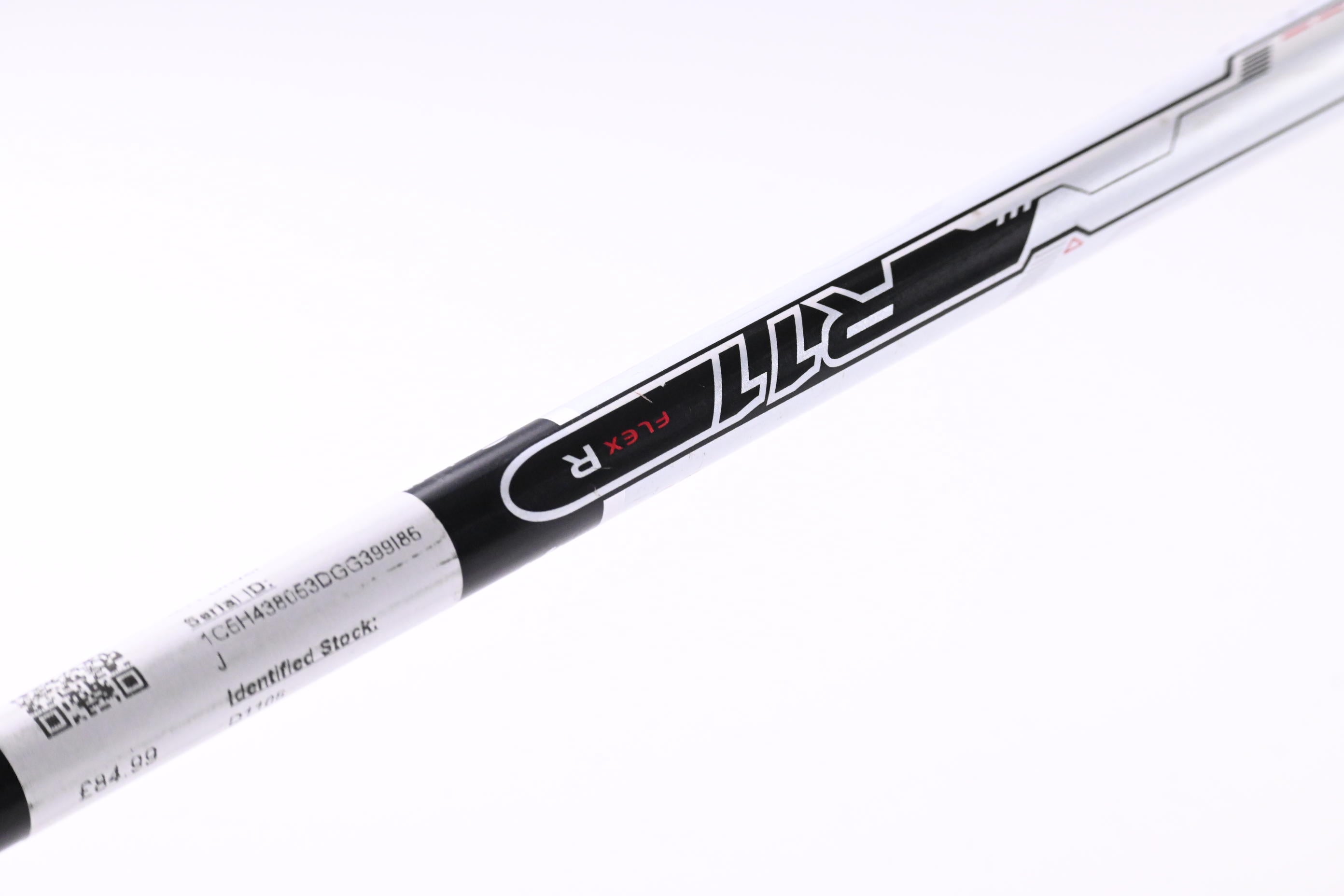 Taylormade R11 Driver / 10.5 Degree / Regular Flex Fujikura Blur 60 Shaft