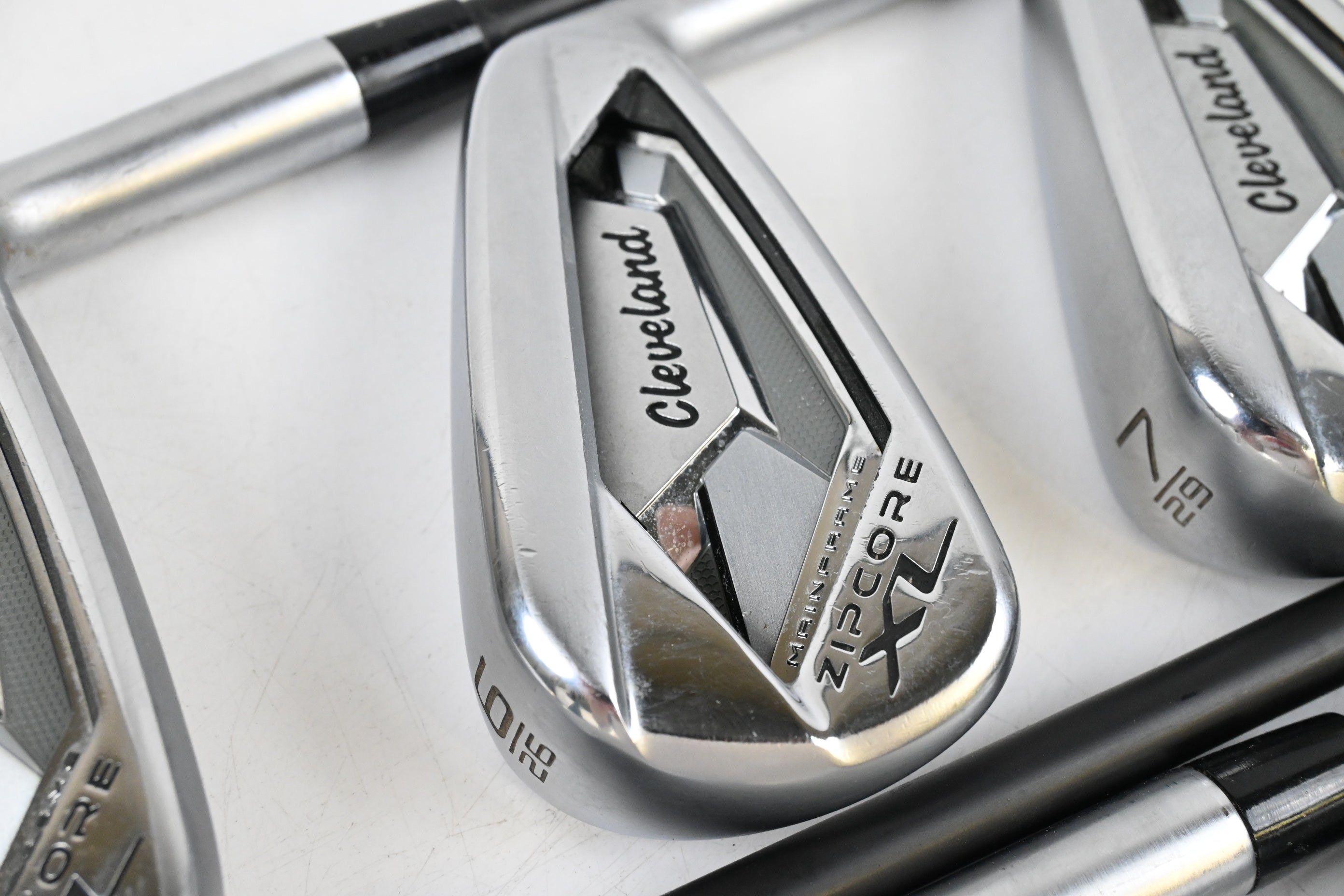 Cleveland Zipcore XL Irons / 5-PW / Senior Flex Project X Cypher 50 Shafts