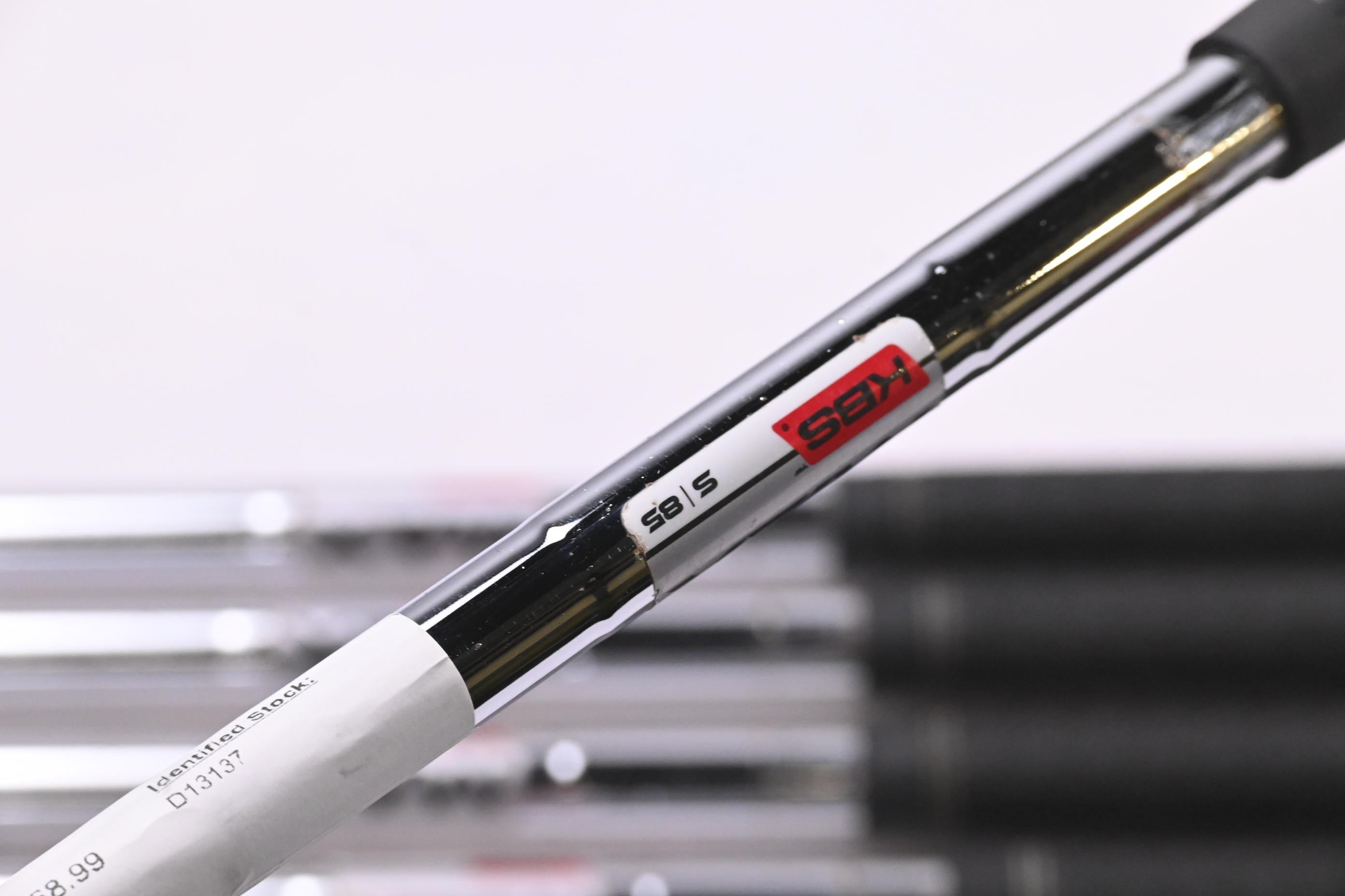 Taylormade M6 Irons / 5-PW+GW+SW / Stiff Flex KBS MAX 85 Shafts
