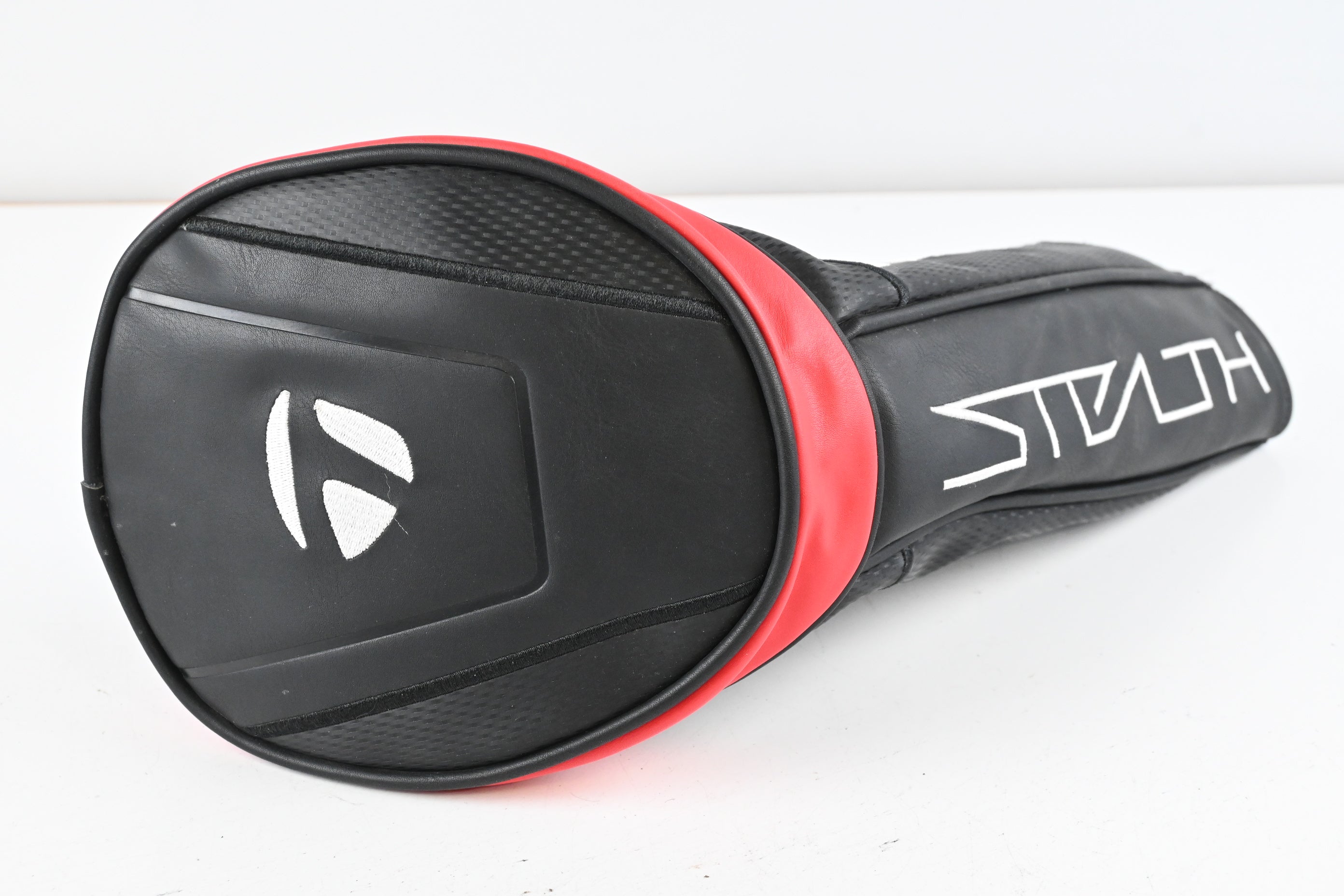 Taylormade Stealth Plus Driver / 9 Degree / X-Flex Kai'li White 60 Shaft