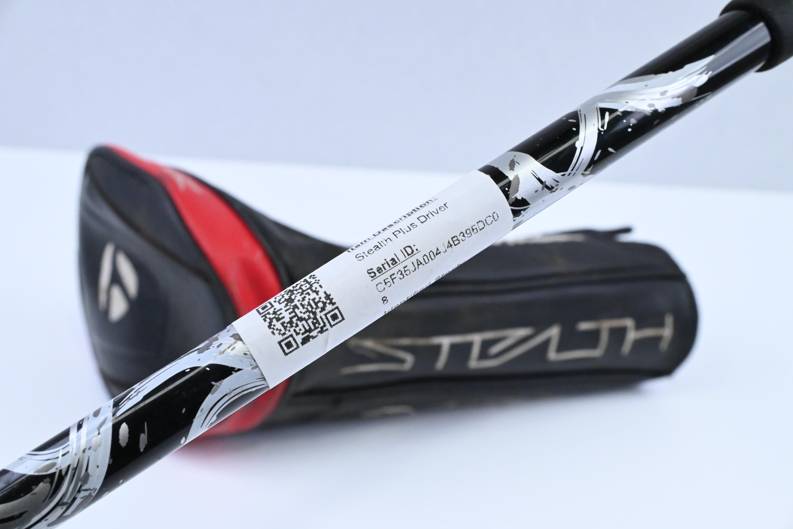 Taylormade Stealth Plus Driver / 9 Degree / Stiff Flex Kai'li White 60 Shaft