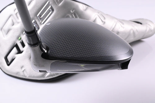 Taylormade Qi35 Driver / 10.5 Degree / Regular Flex Fujikura Air Speeder 50