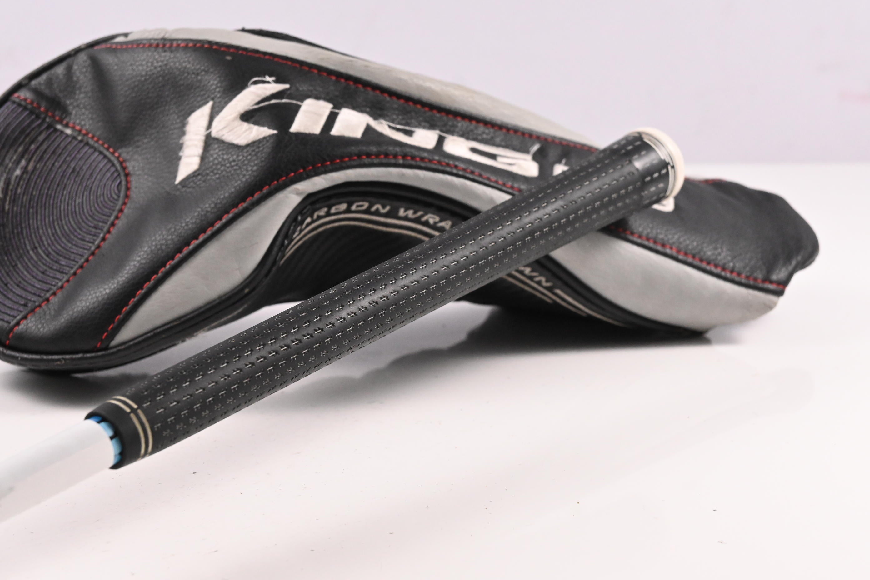 Cobra King F9 Driver / 10.5 Degree / Regular Flex Fujikura Atmos Blue 6 Shaft
