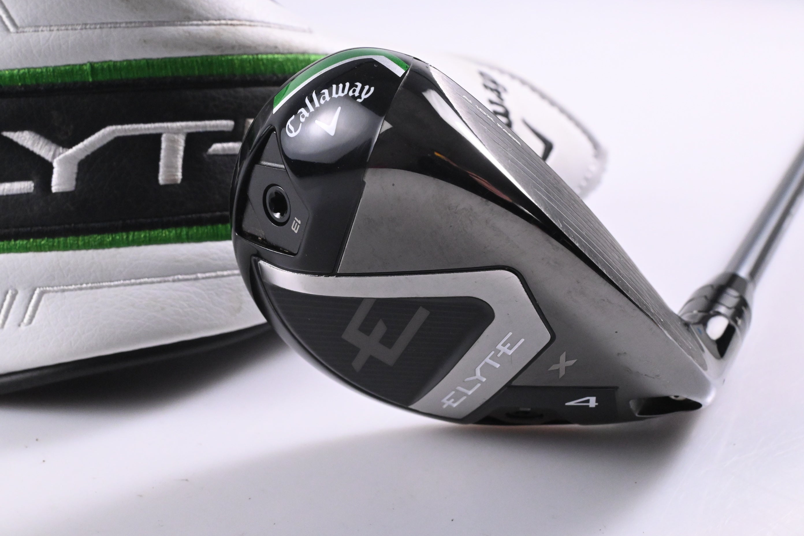 Callaway Elyte X #4 Hybrid / 21 Degree / Regular Flex Denali Charcoal 60 Shaft