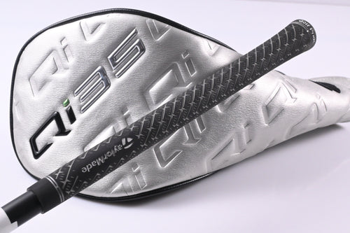 Taylormade Qi35 Driver / 10.5 Degree / Regular Flex Fujikura Air Speeder 50