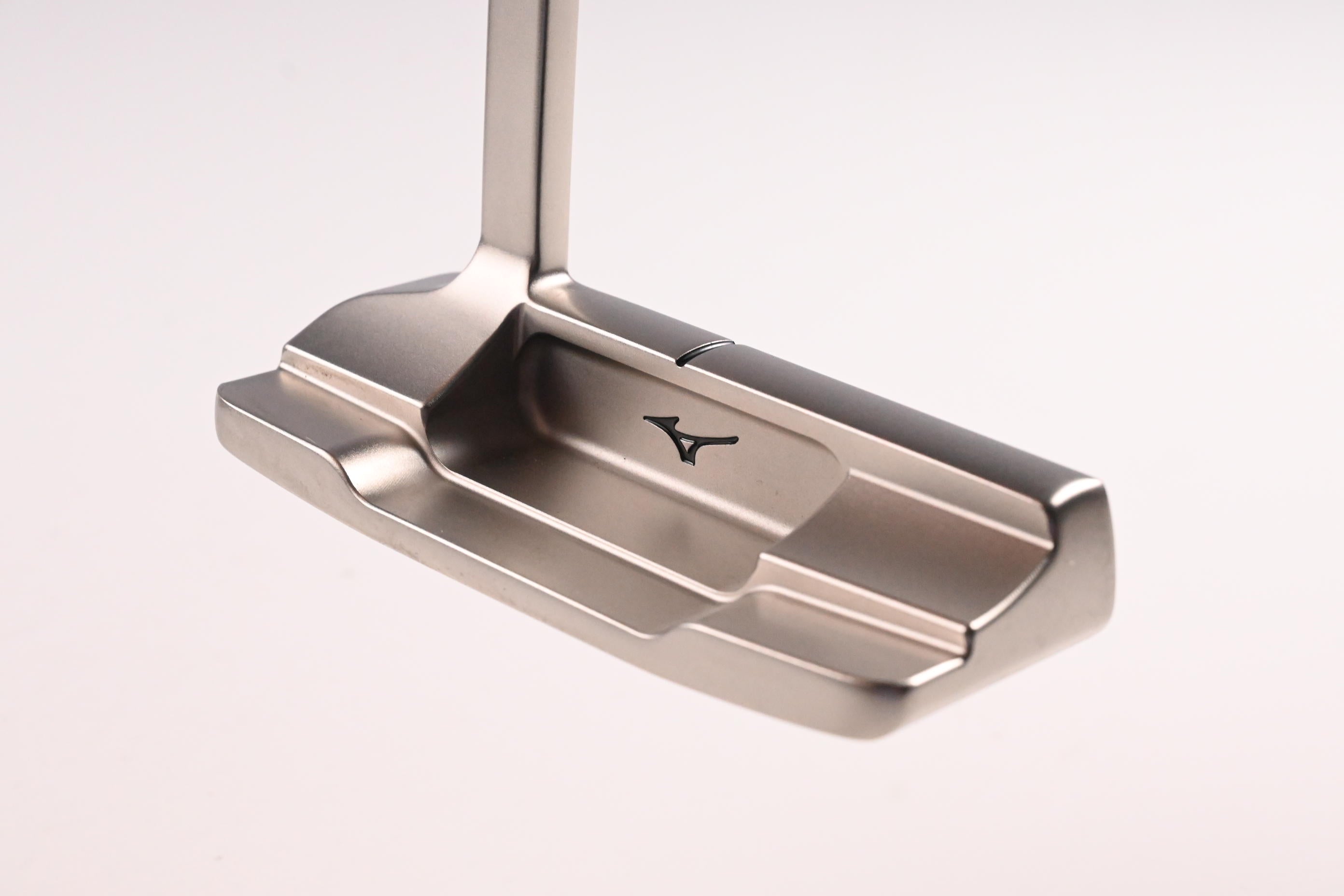 Mizuno M.Craft City Series Osaka P Putter / 38 Inch