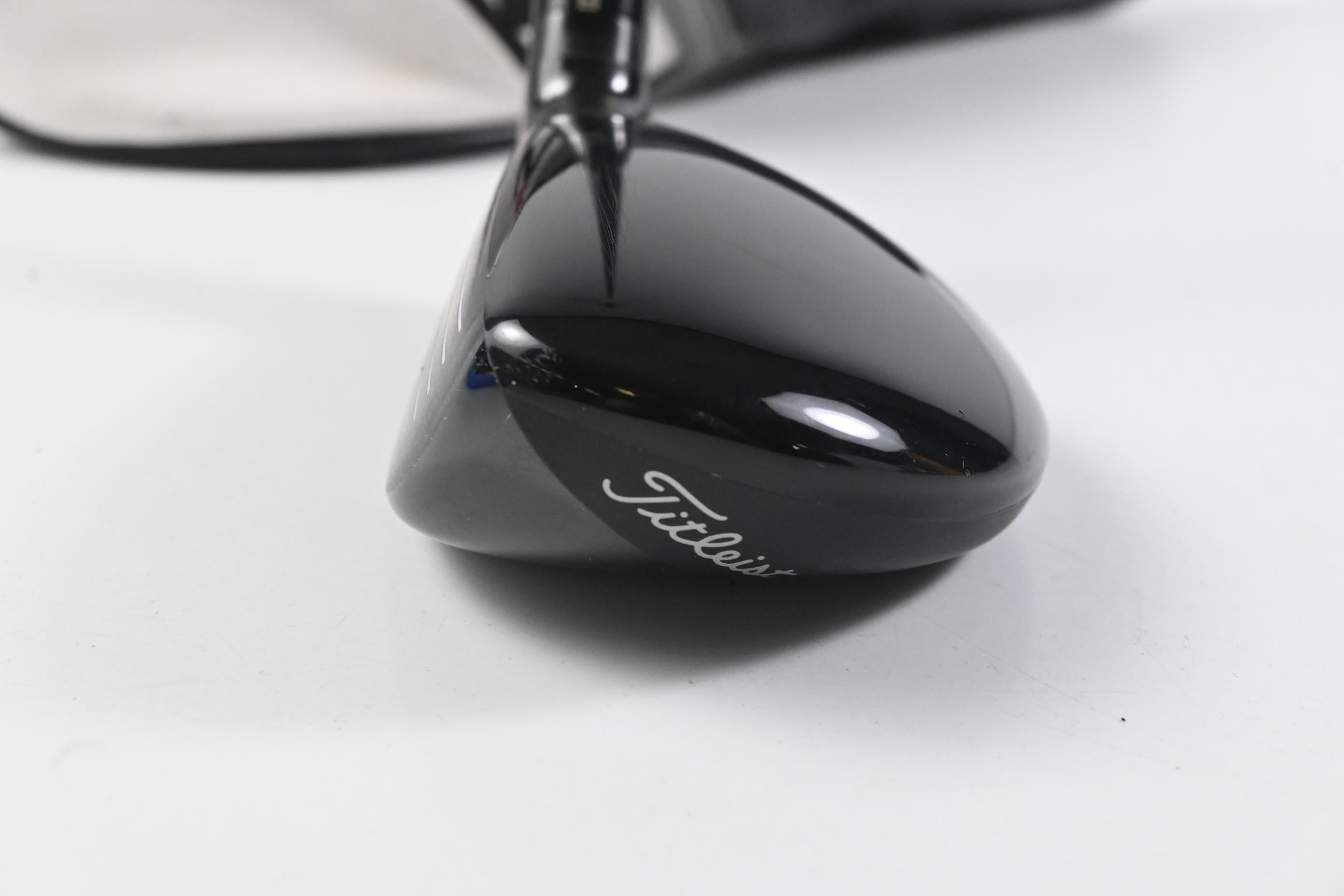 Left Hand Titleist TSR2 #4 Hybrid / 21 Degree / Regular Flex Tensei AV Blue 65