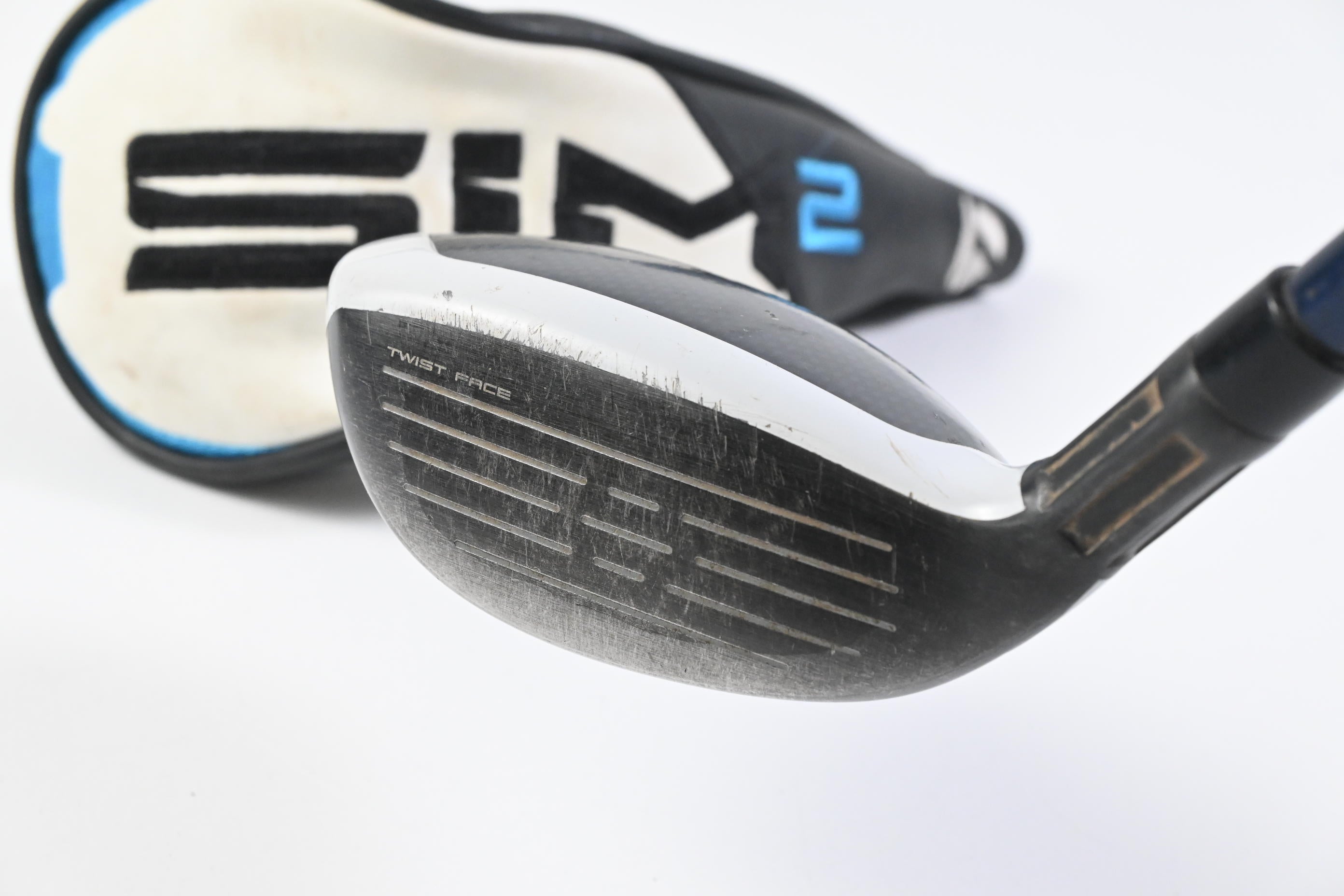Taylormade SIM2 Max #4 Hybrid / 22 Degree / Stiff Flex Fujikura Ventus Blue 7