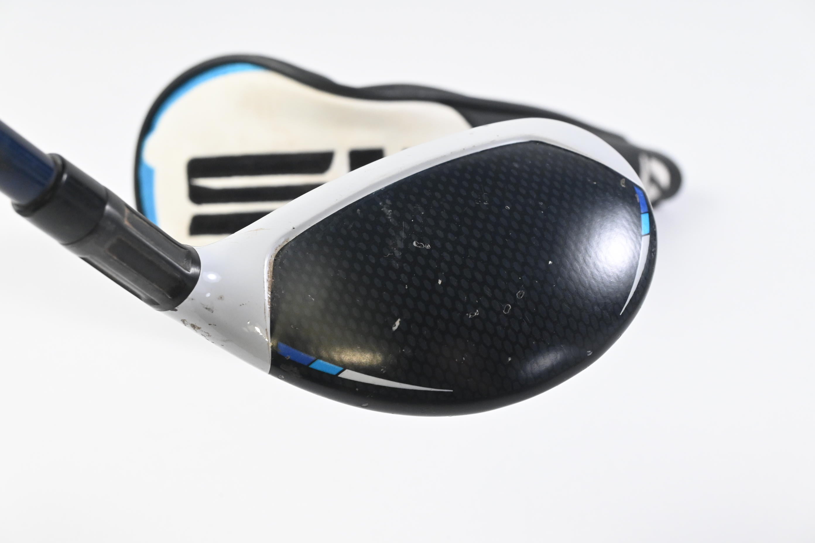 Taylormade SIM2 Max #4 Hybrid / 22 Degree / Stiff Flex Fujikura Ventus Blue 7