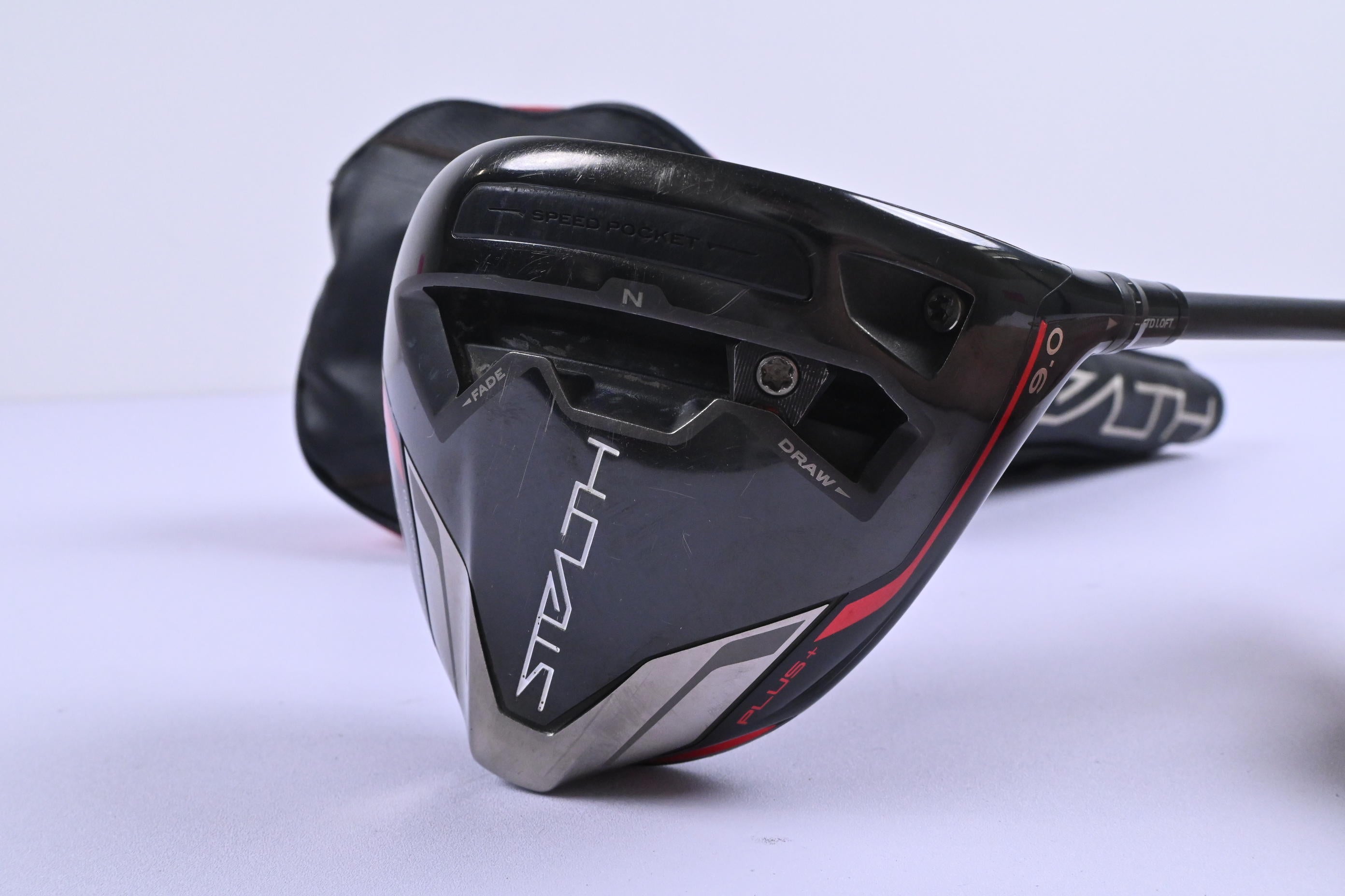Taylormade Stealth Plus Driver / 9 Degree / Regular Flex Helium Nanocore 5 Shaft