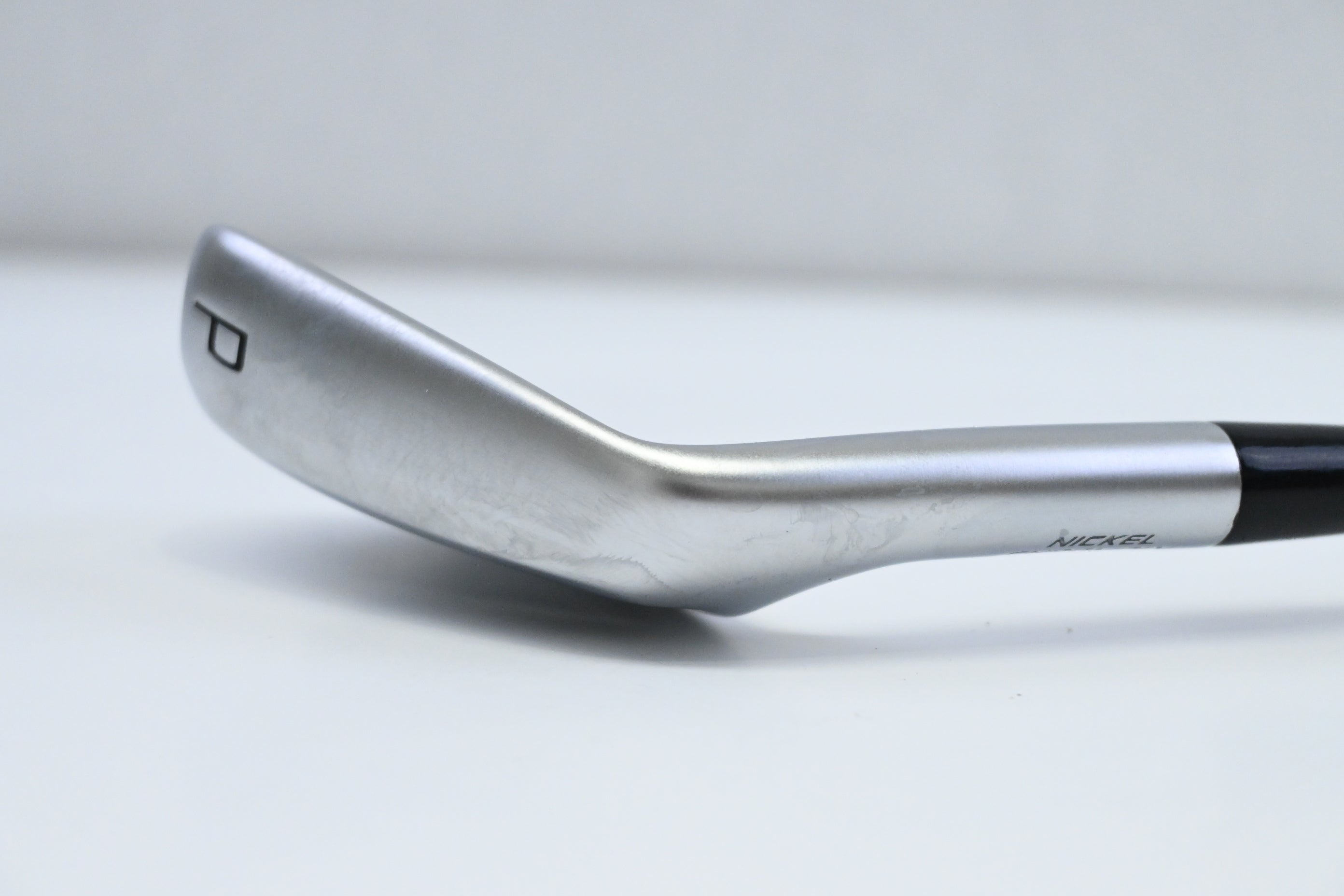 Mizuno JPX 925 Hot Metal Pro Pitching Wedge / 42 Degree / Regular Flex Recoil ES
