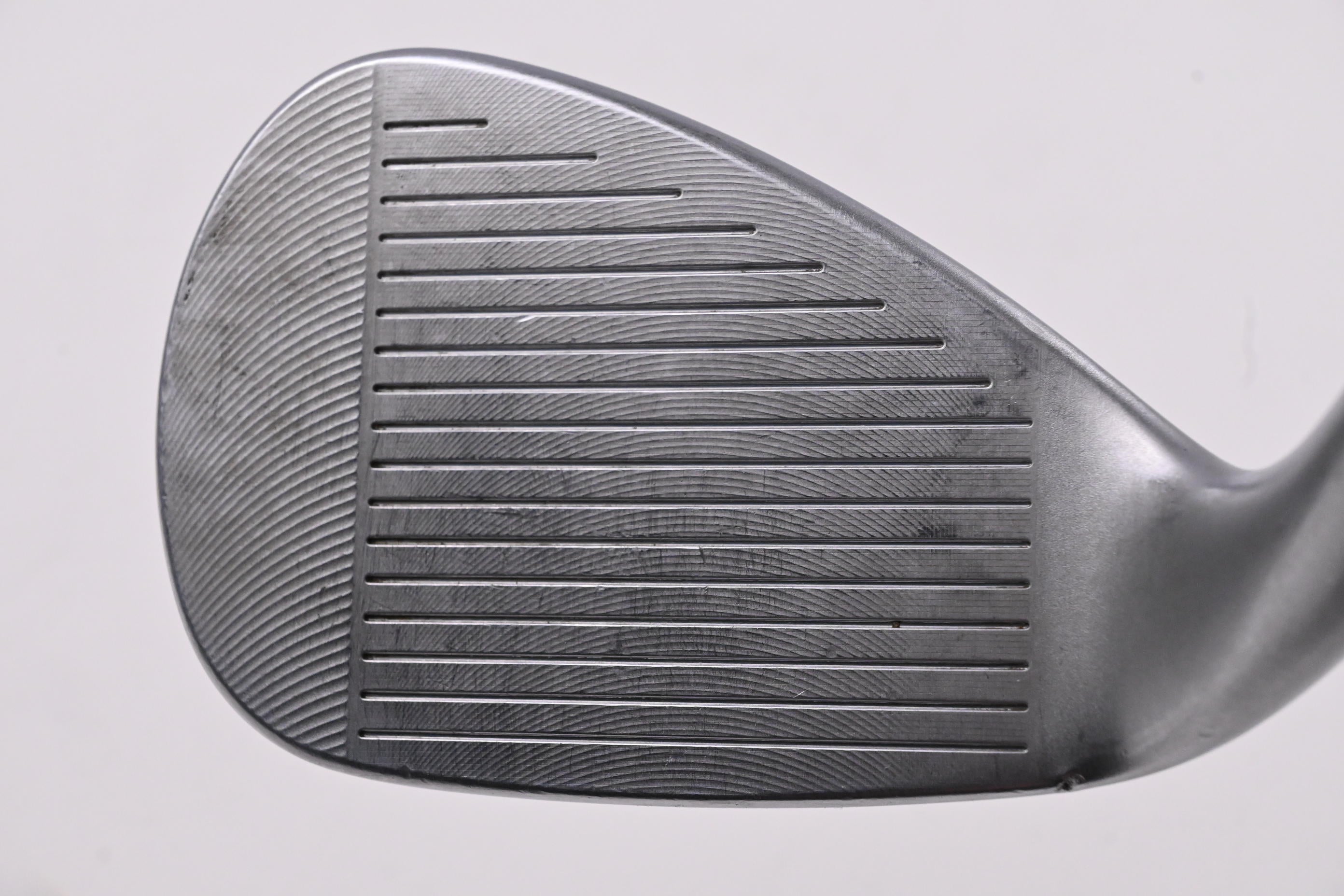 Cleveland CBX 2 Pitching Wedge / 48 Degree / Wedge Flex Dynamic Gold 115 Shaft