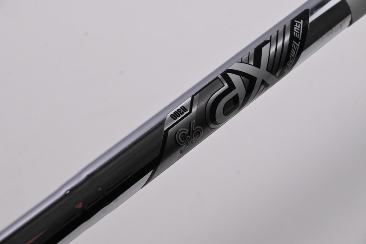 Mizuno JPX 921 Hot Metal Pro #6 Iron / Regular Flex True Temper XP 95 R300 Shaft