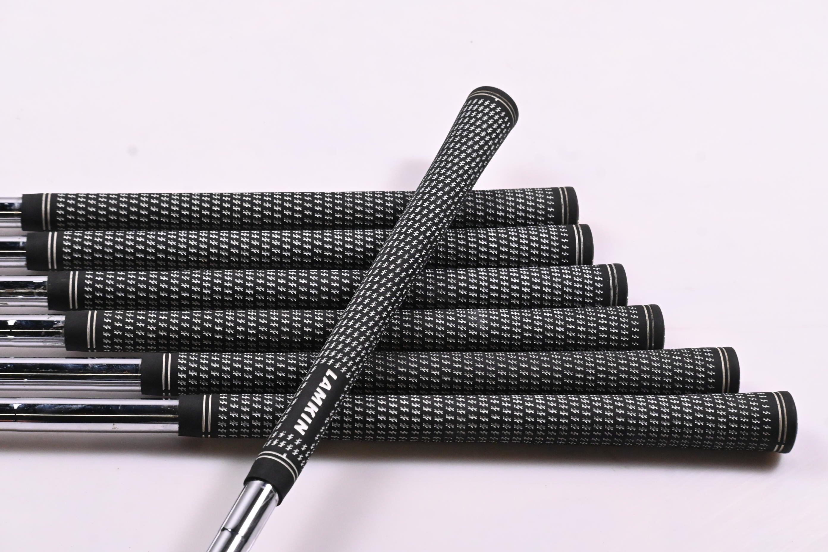 Cobra AMP Cell Irons / 4-PW / Stiff Flex Dynalite 90 Shafts
