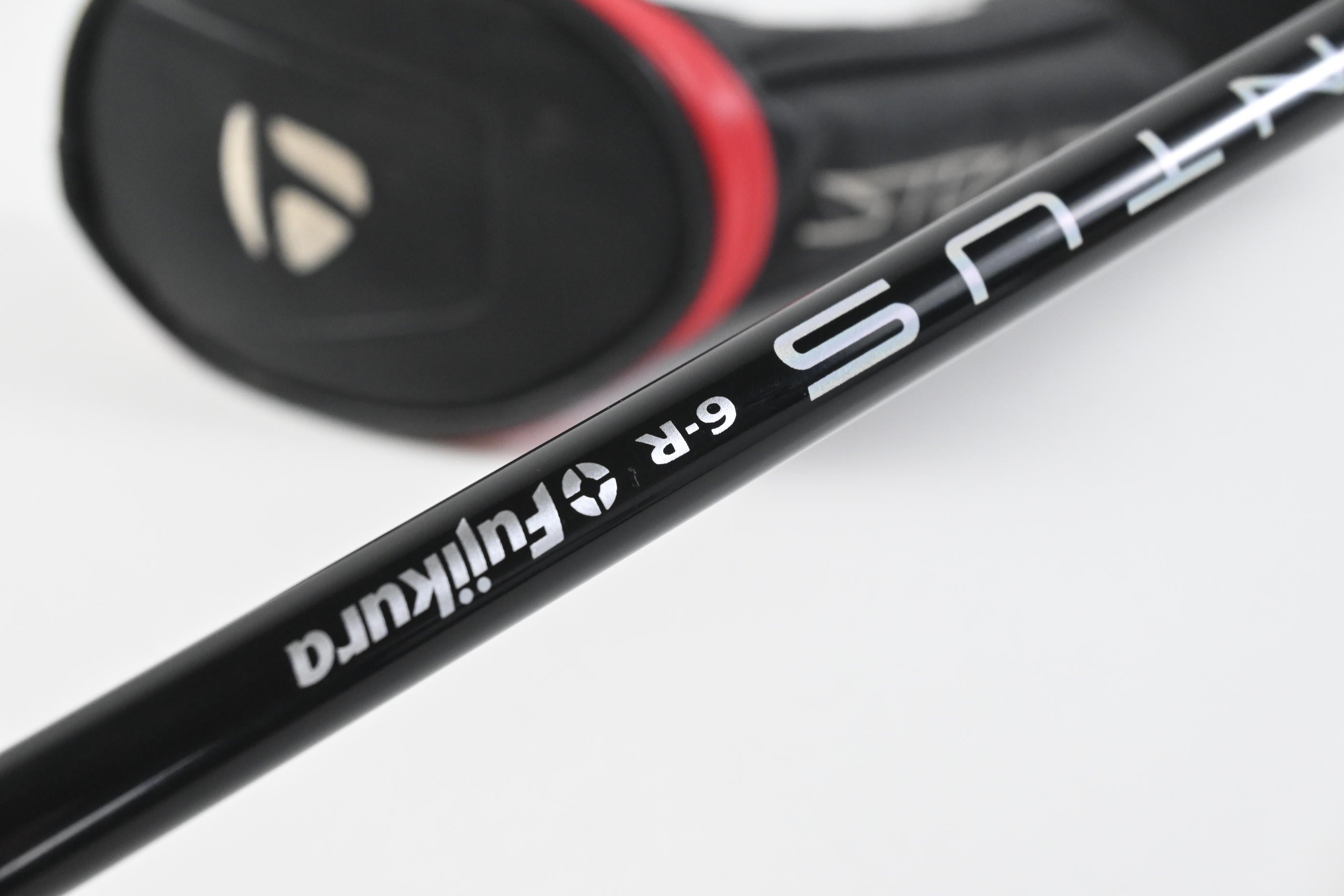 Taylormade Stealth #4 Hybrid / 22 Degree / Regular Flex Fujikura Ventus Red 6