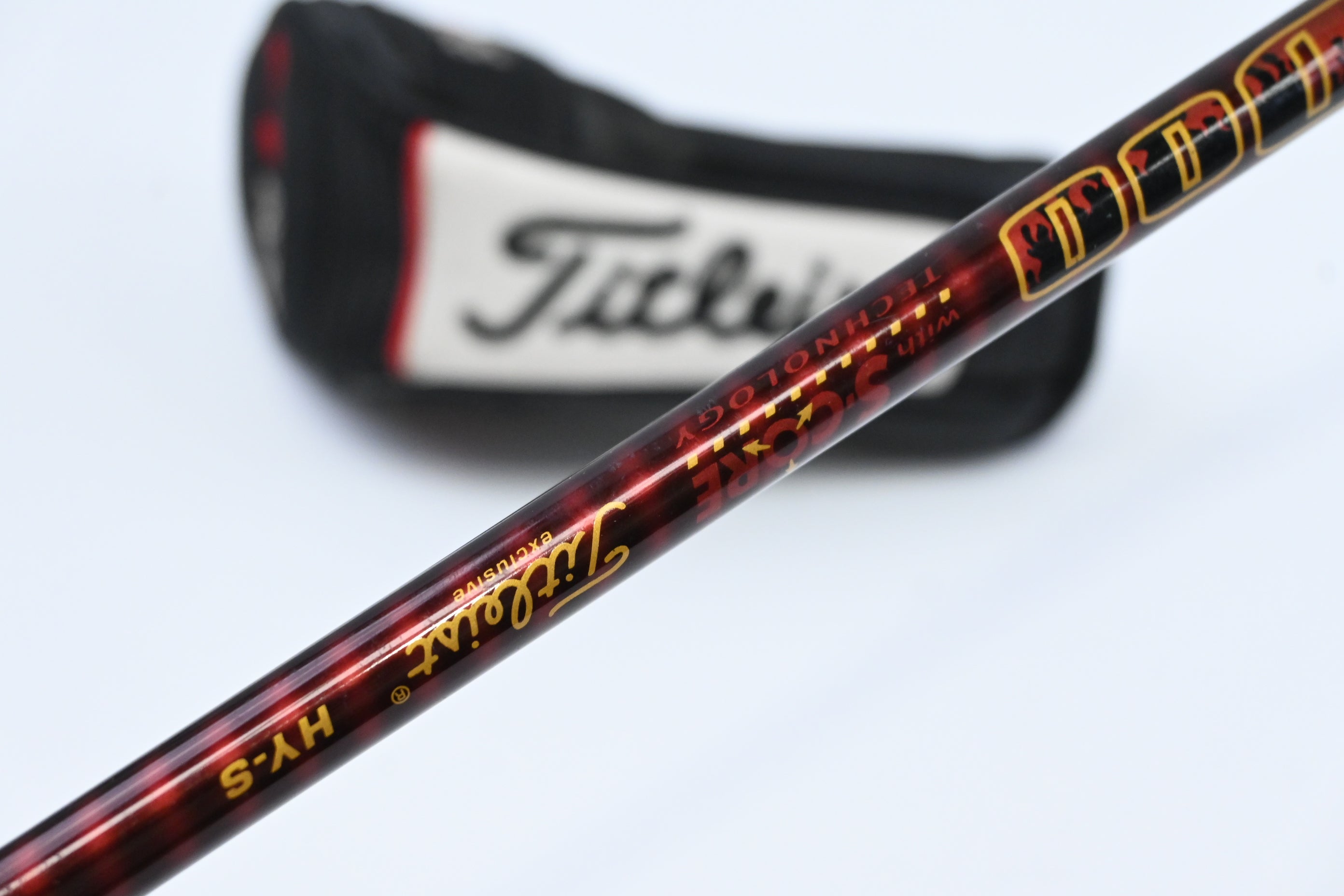 Titleist 909H #4 Hybrid / 24 Degree / Stiff Flex Aldila Voodoo Shaft
