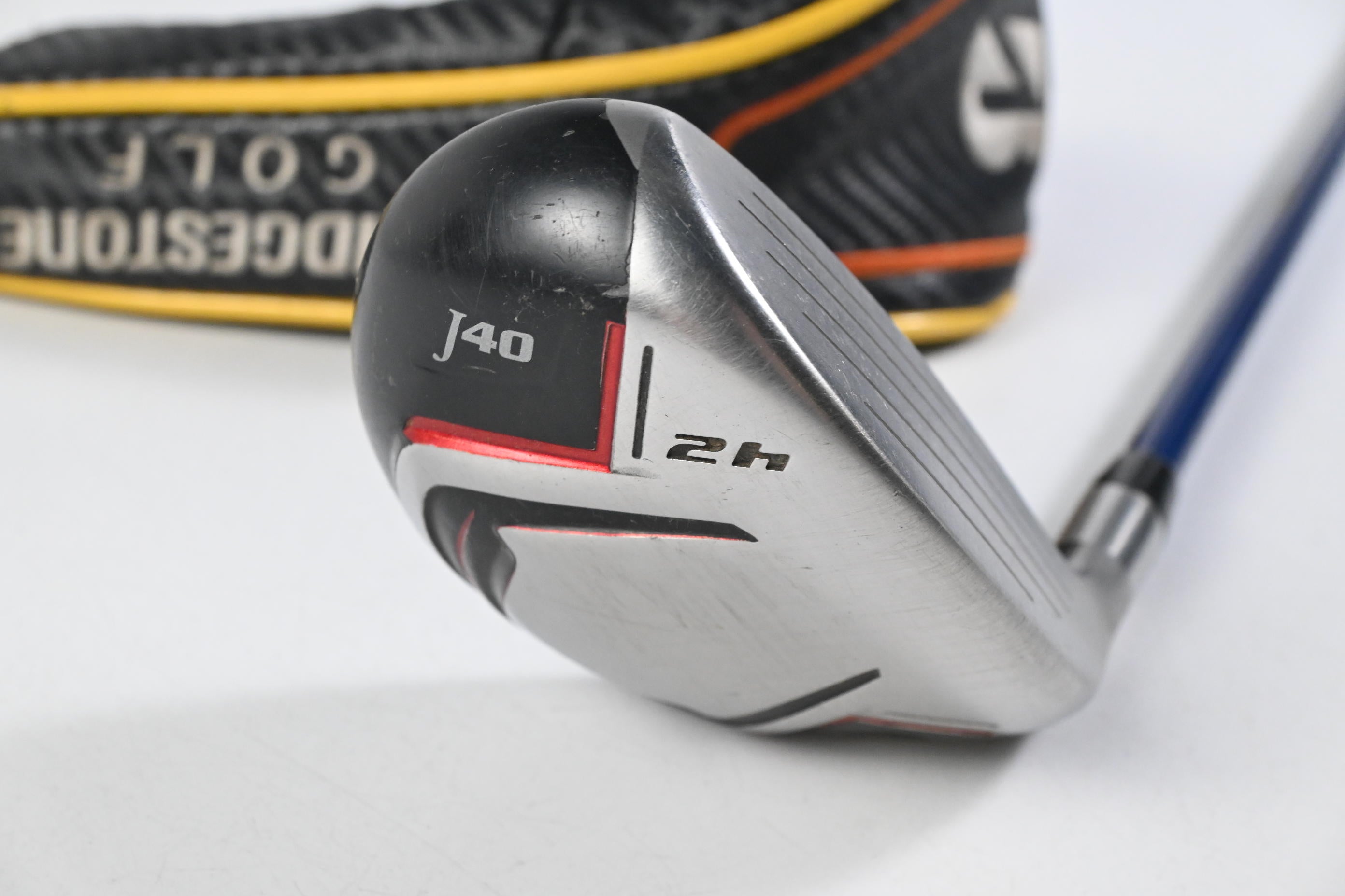 Bridgestone J40 #2 Hybrid / 18 Degree / Stiff Flex Project X Blue Shaft