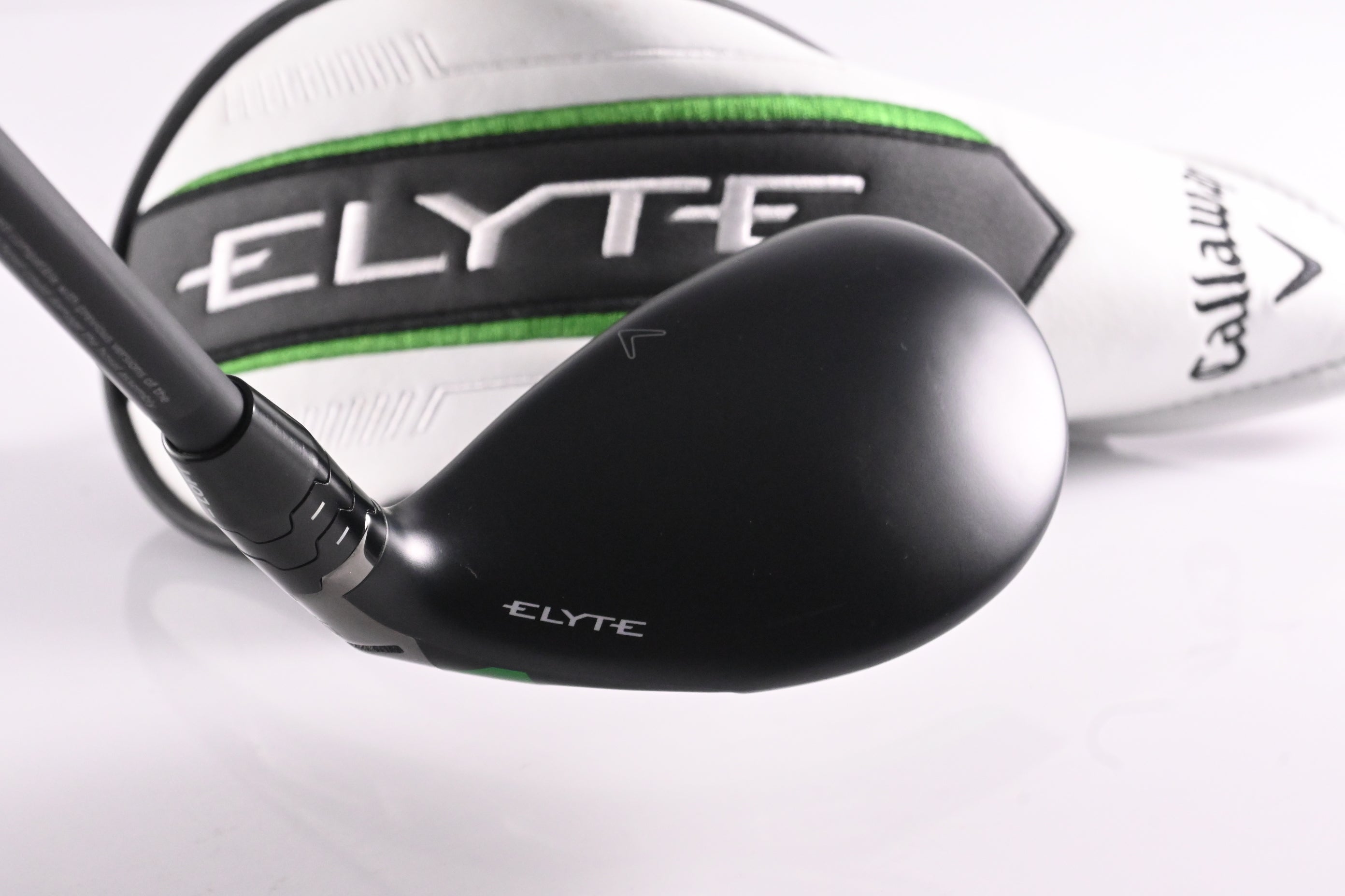Callaway Elyte X #4 Hybrid / 21 Degree / Senior Flex Vanquish 5 Shaft