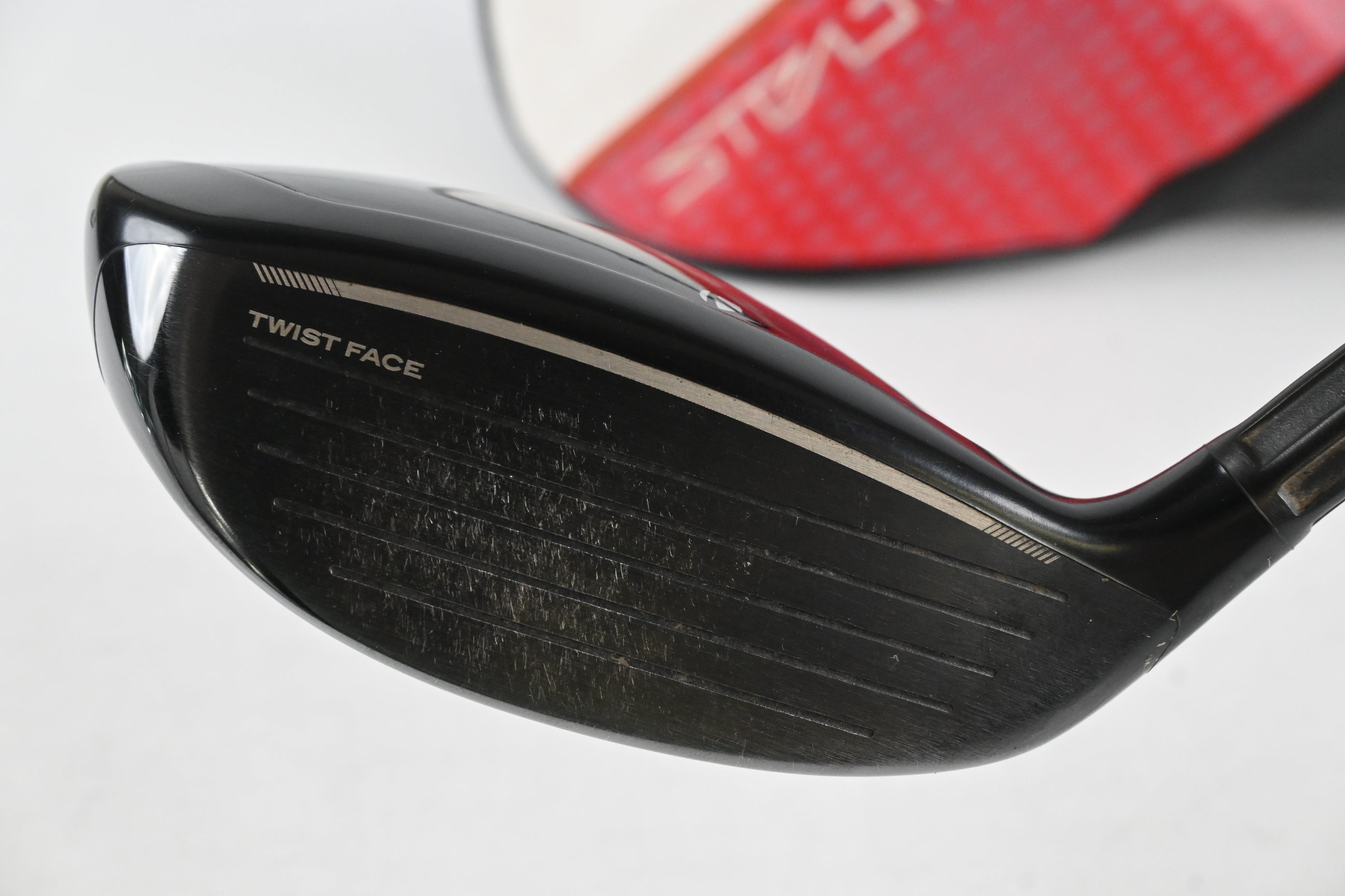 Taylormade Stealth 2 HD #3 Wood / 16 Degree / Regular Flex Fujikura Speeder NX 50