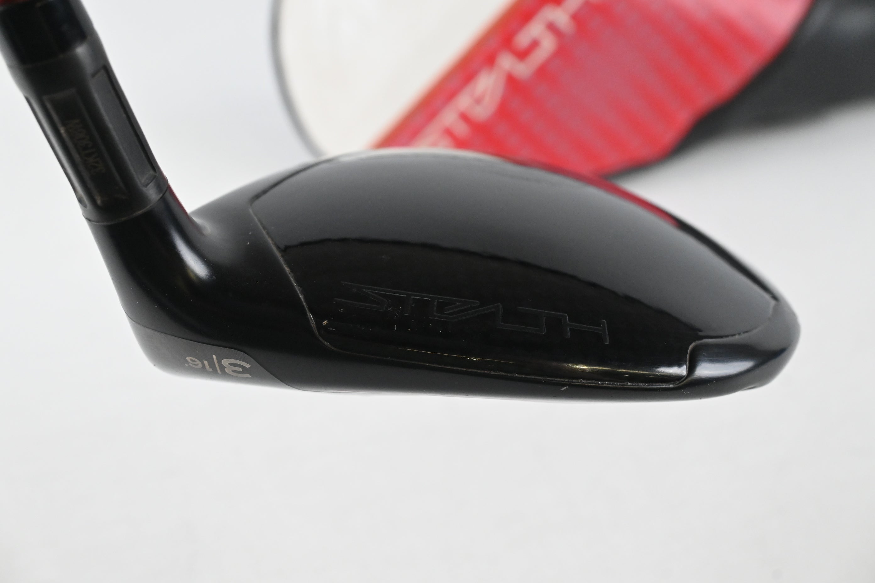 Taylormade Stealth 2 HD #3 Wood / 16 Degree / Regular Flex Fujikura Speeder NX 50