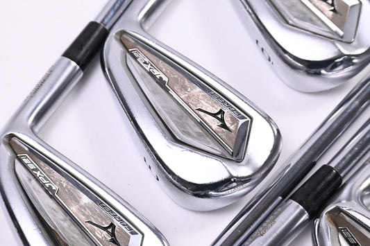 Mizuno JPX 921 Forged Irons / 4-PW / Stiff Flex Dynamic Gold 105 S300 Shafts