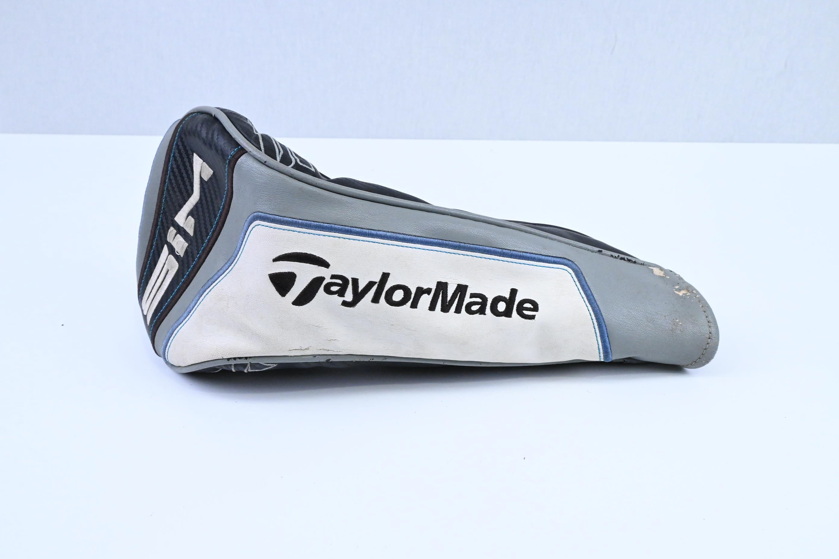 Taylormade SIM Max Driver / 10.5 Degree / Regular Flex Fujikura AirSpeeder 45