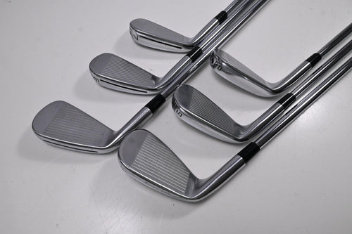 Taylormade P790 2019 Irons / 5-PW / Regular Flex Dynamic Gold 105 R300 Shafts