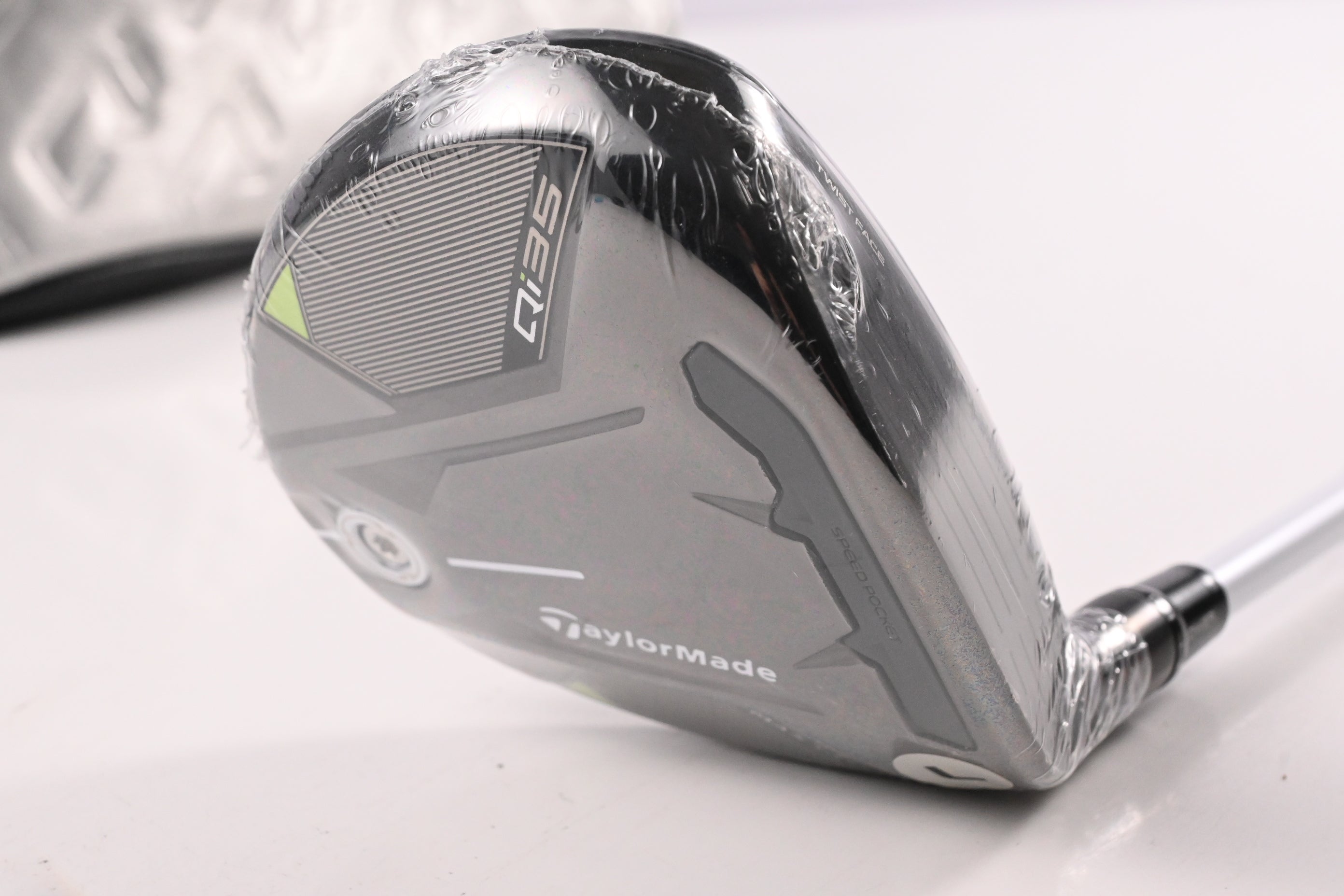 Ladies Taylormade Qi35 Max Lite #5 Wood / 18.5 Degree / Ladies Flex Air Speeder