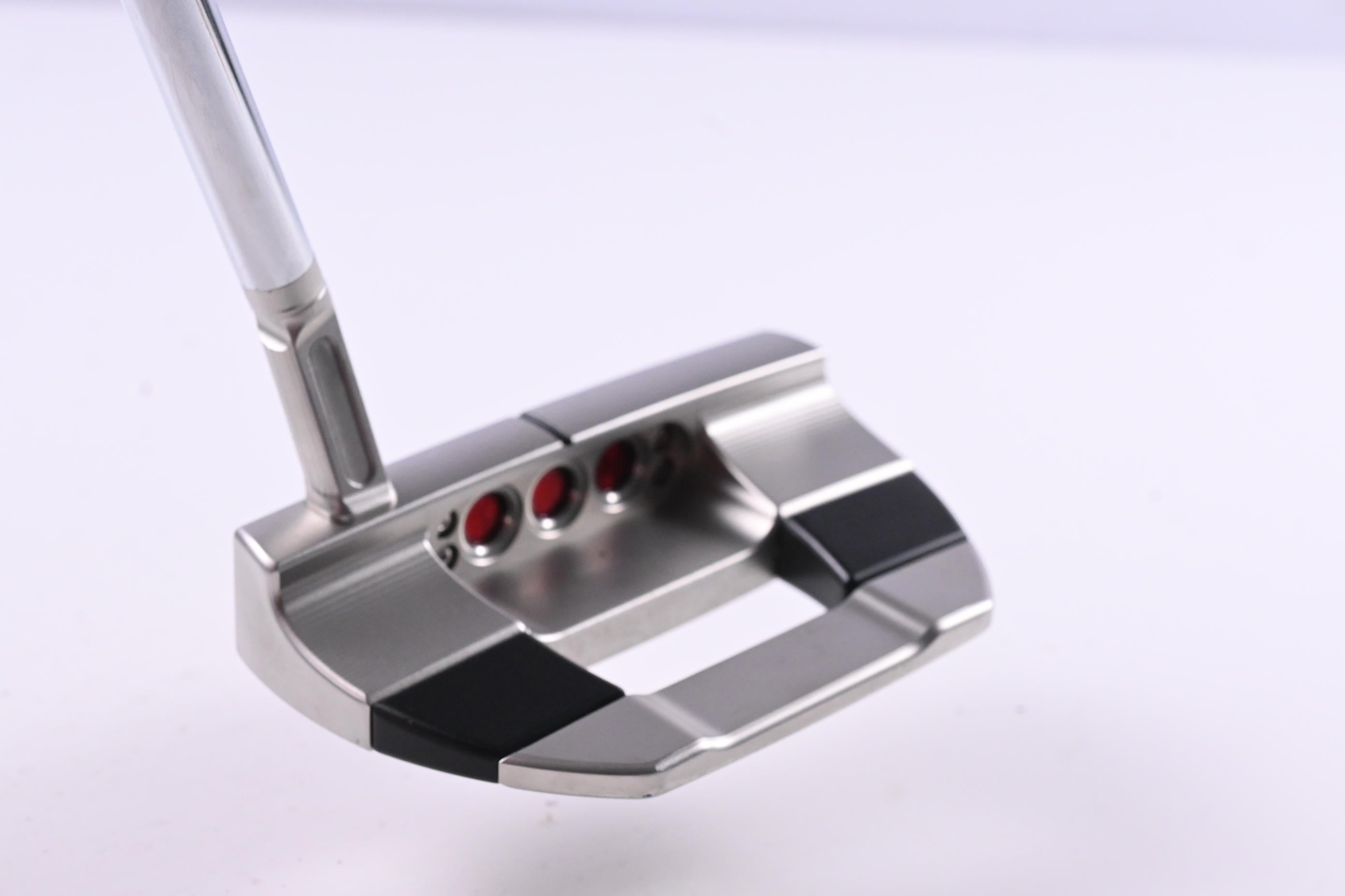 Scotty Cameron 2025 Studio Style Fastback 1.5 Putter / 33 Inch