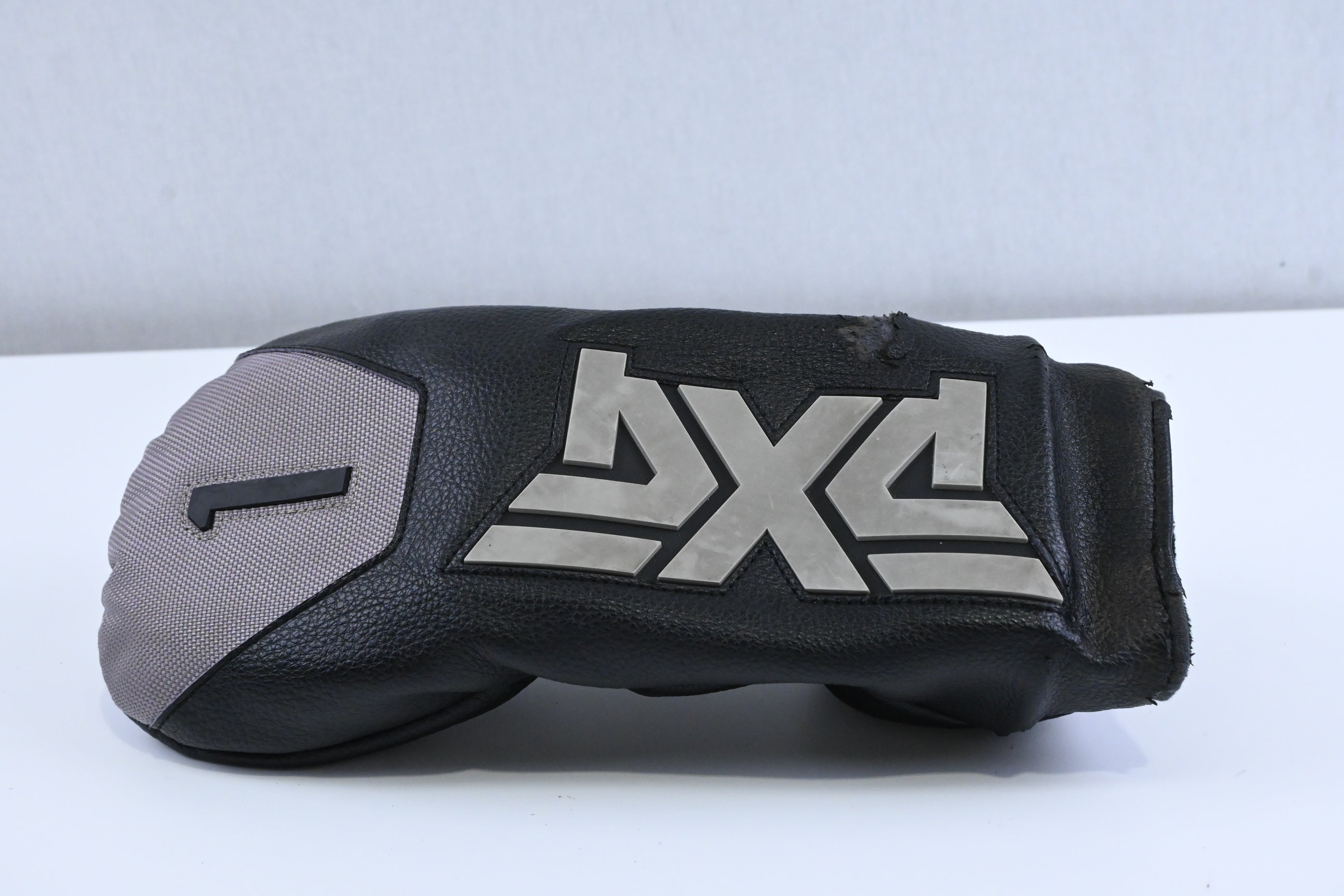 PXG 0811 XF Gen4 Driver / 9 Degree / Stiff Flex HZRDUS Gen4 Black 60 Shaft