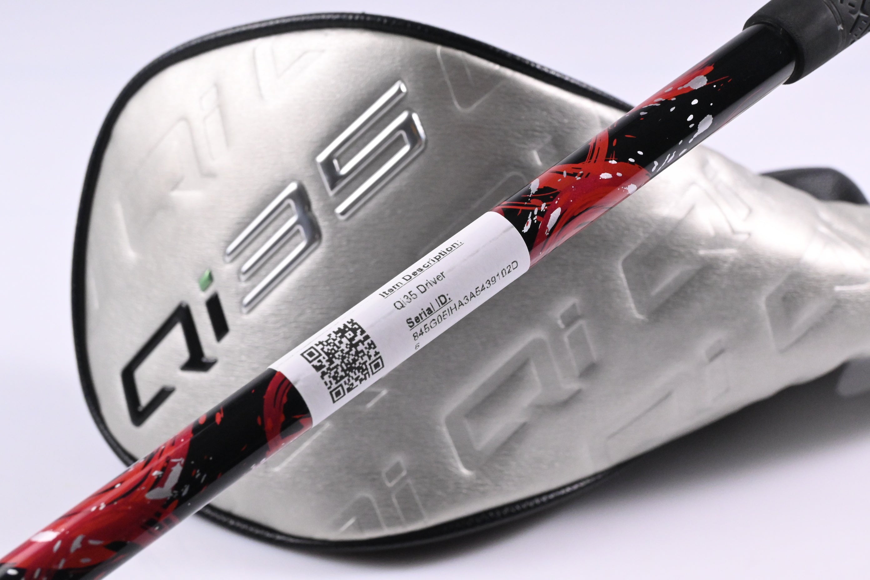 Taylormade Qi35 Driver / 10.5 Degree / Regular Flex Kai'li Red 60 Shaft