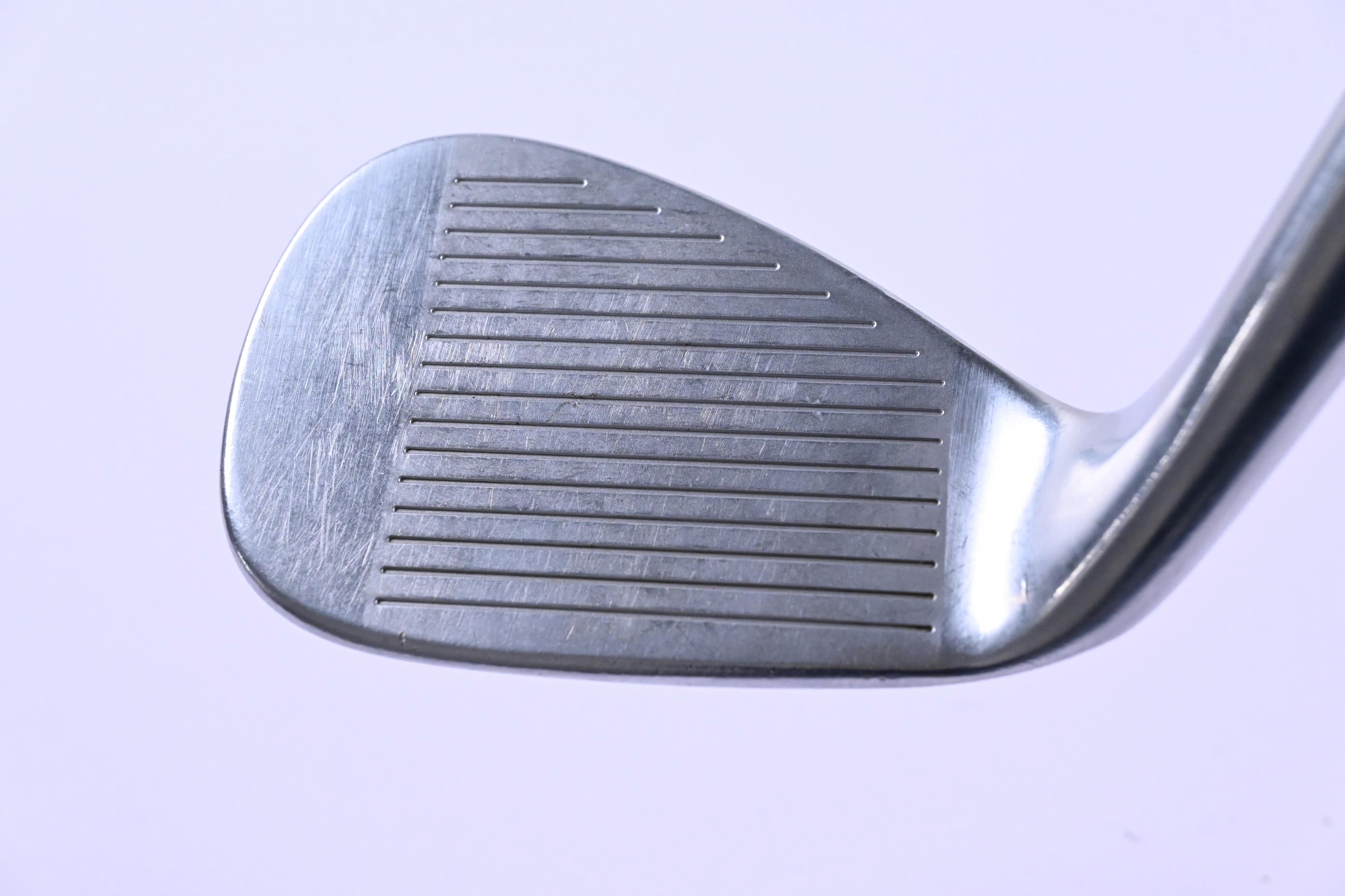 Taylormade Milled Grind Gap Wedge / 52 Degree / Wedge Flex Dynamic Gold Shaft