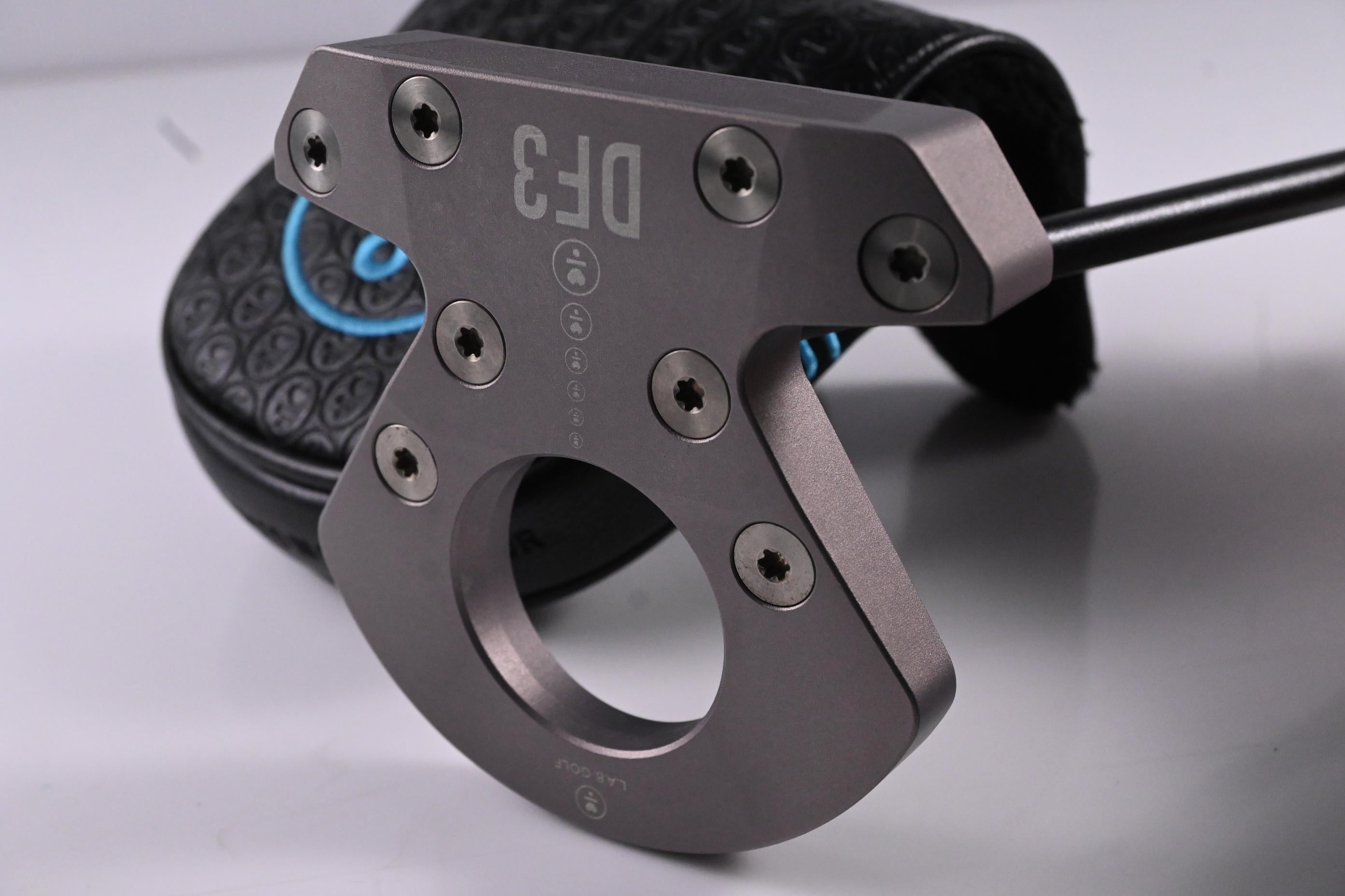 L.A.B Golf Directed Force 3 Putter / 33.5 Inch / Accra X L.A.B. Golf Black