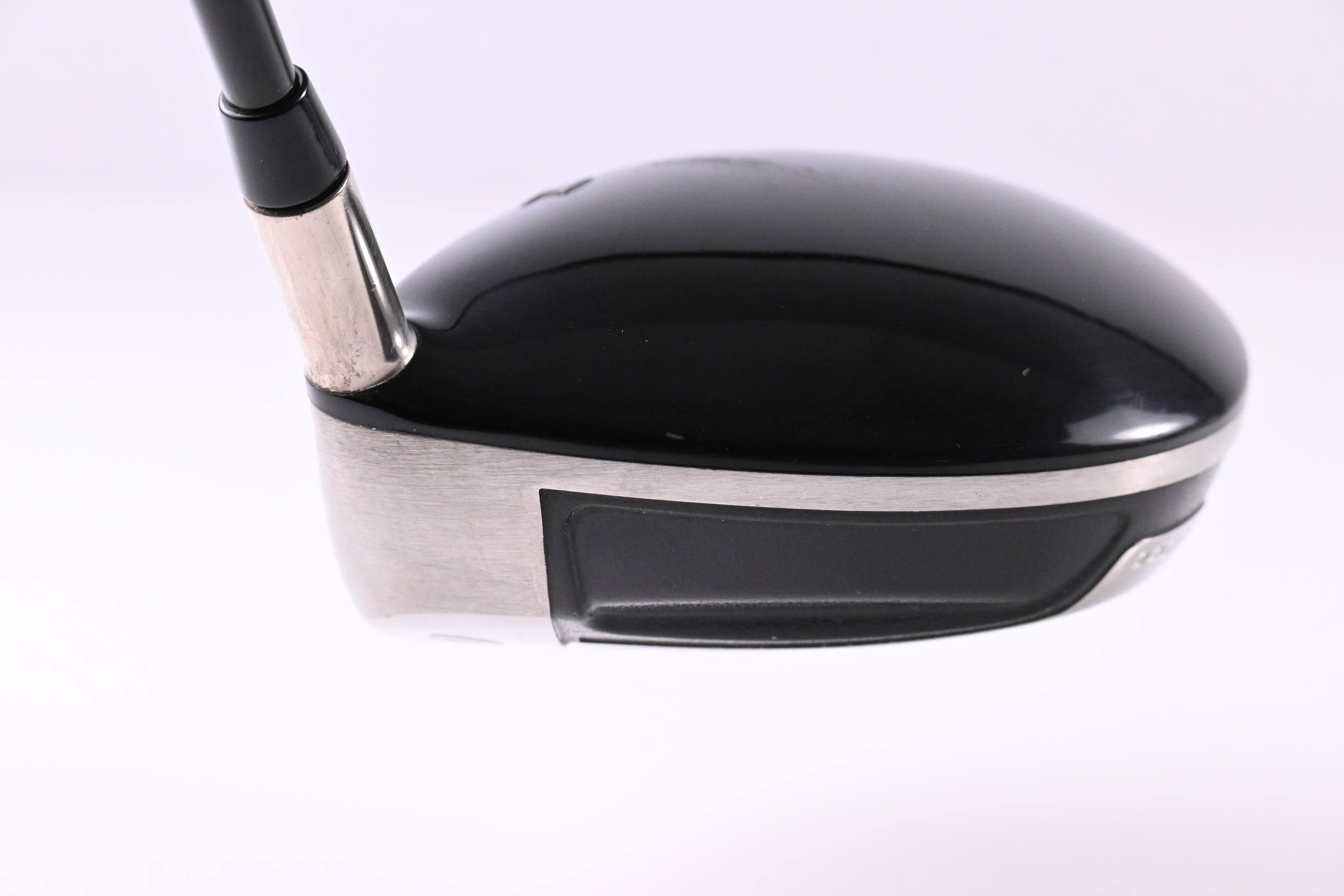 Titleist 907 D2 Driver / 8.5 Degree / X-Flex Grafalloy Prolaunch Red Shaft