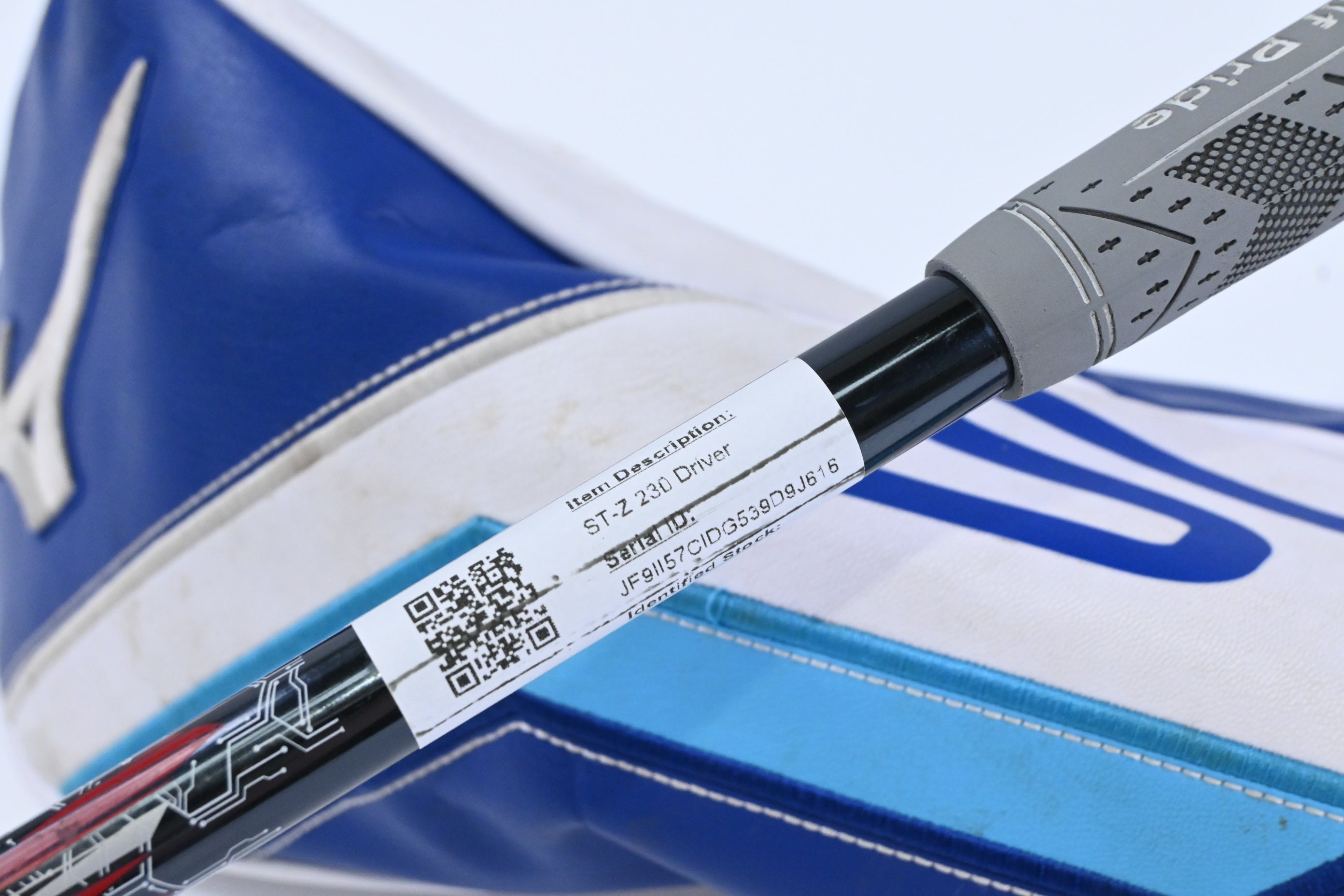 Mizuno ST-Z 230 Driver / 9.5 Degree / Stiff Flex UST Lin-Q M40X Red 5 Shaft