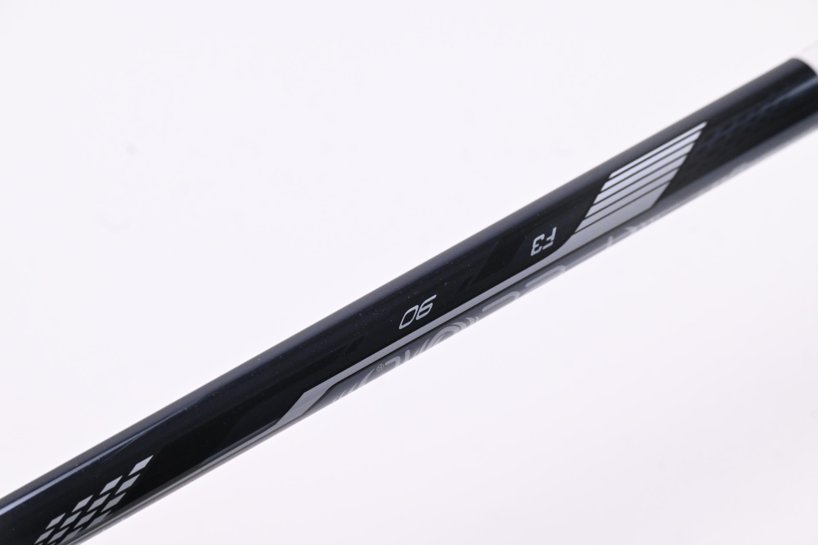 Mizuno JPX 925 Hot Metal #4 Iron / 19 Degree / Regular Flex UST Recoil Dart 90