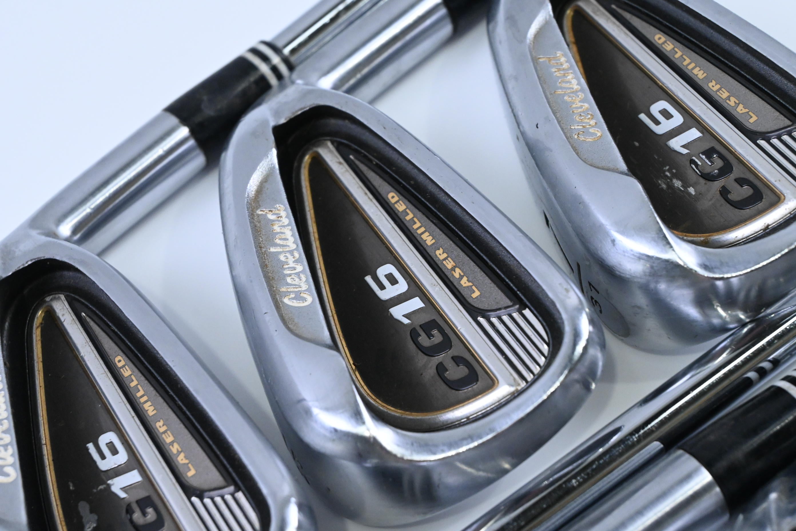Cleveland CG16 Chrome Irons / 5-PW+50° / Stiff Flex Dynamic Gold S300 Shafts