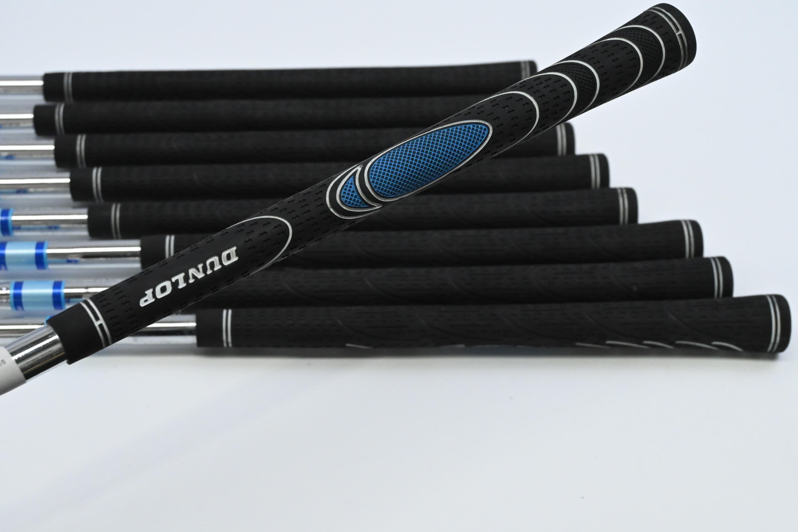 Dunlop 65 Irons / 3-PW+SW / Regular Flex Dunlop Pro Shafts