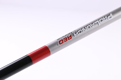 Titleist 907 D2 Driver / 8.5 Degree / X-Flex Grafalloy Prolaunch Red Shaft