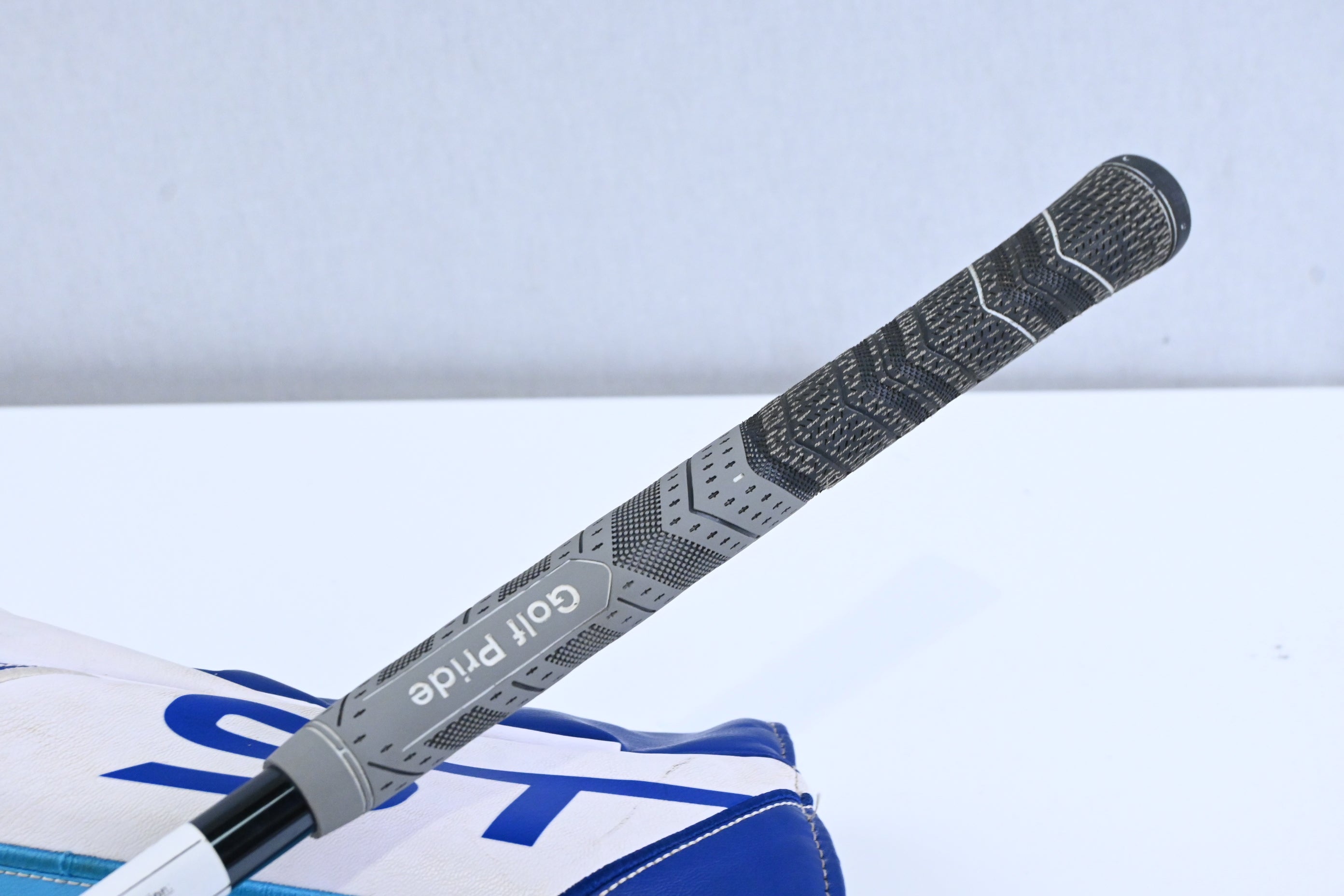 Mizuno ST-Z 230 Driver / 9.5 Degree / Stiff Flex UST Lin-Q M40X Red 5 Shaft