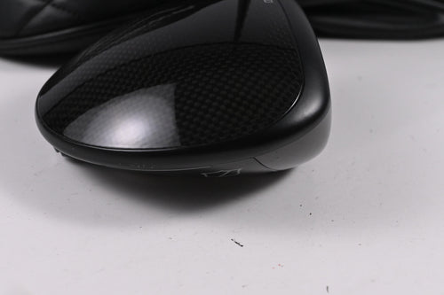 Wilson DYNAPWR 2025 Carbon Driver / 9 Degree / X-Flex HZRDUS Gen5 Black 60 Shaft