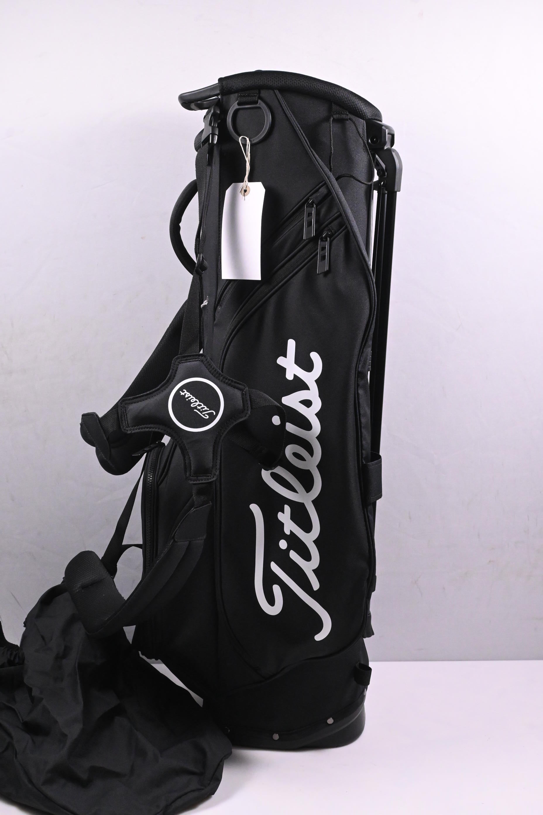 Titleist Players 4 Stand Bag / 4-Way Divider / Black